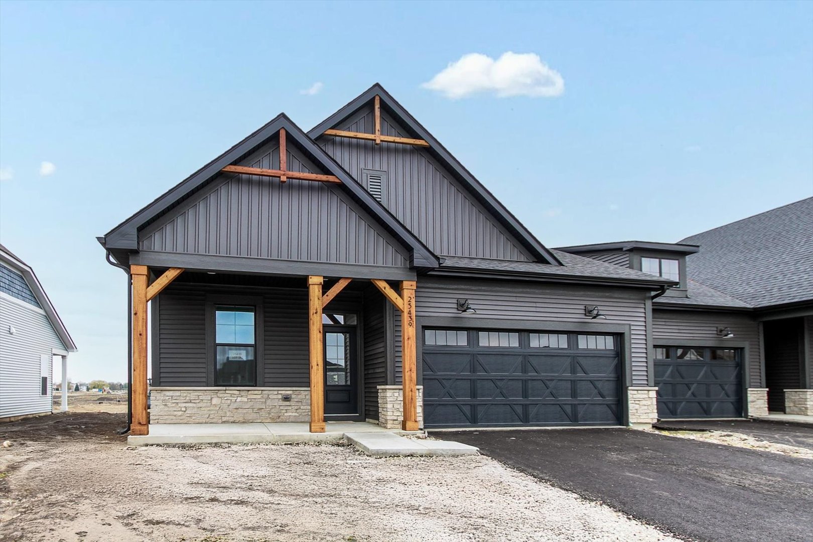 25439 W Alabaster Circle, Plainfield, IL 60544