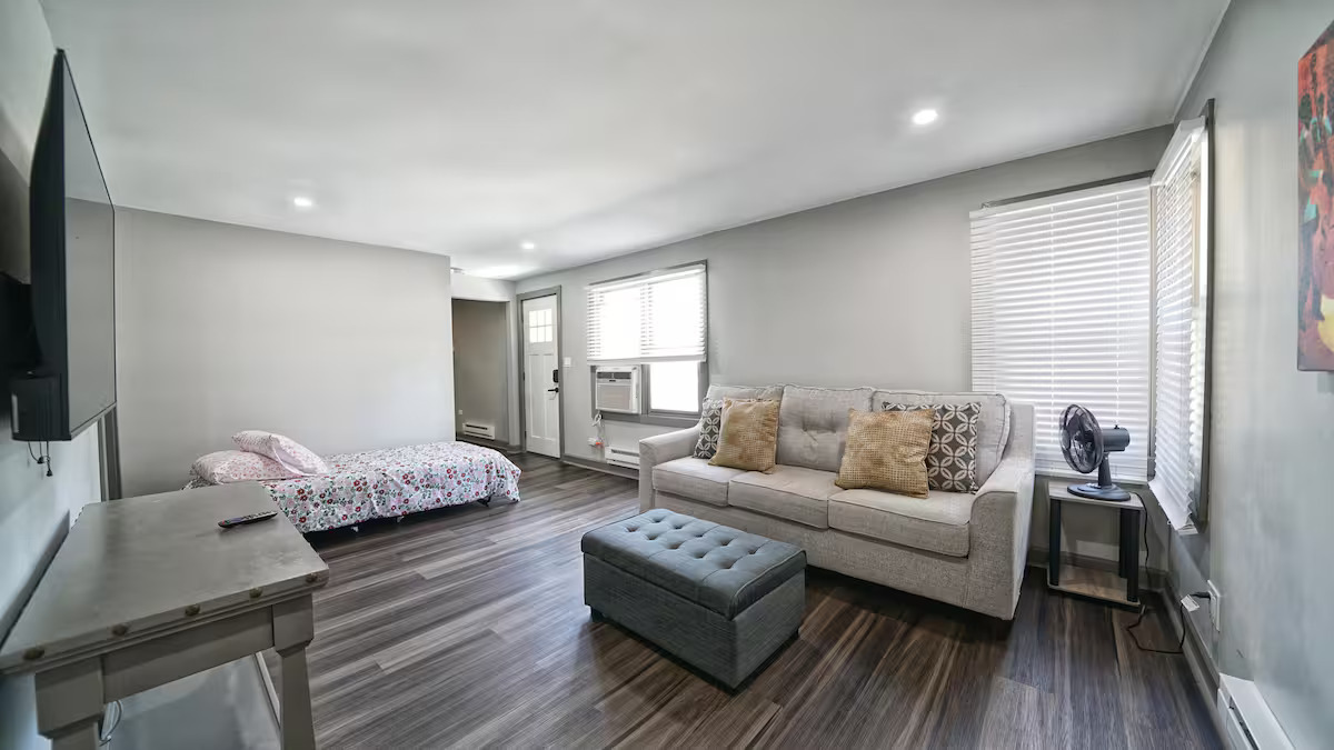 Beach Park, IL 60087