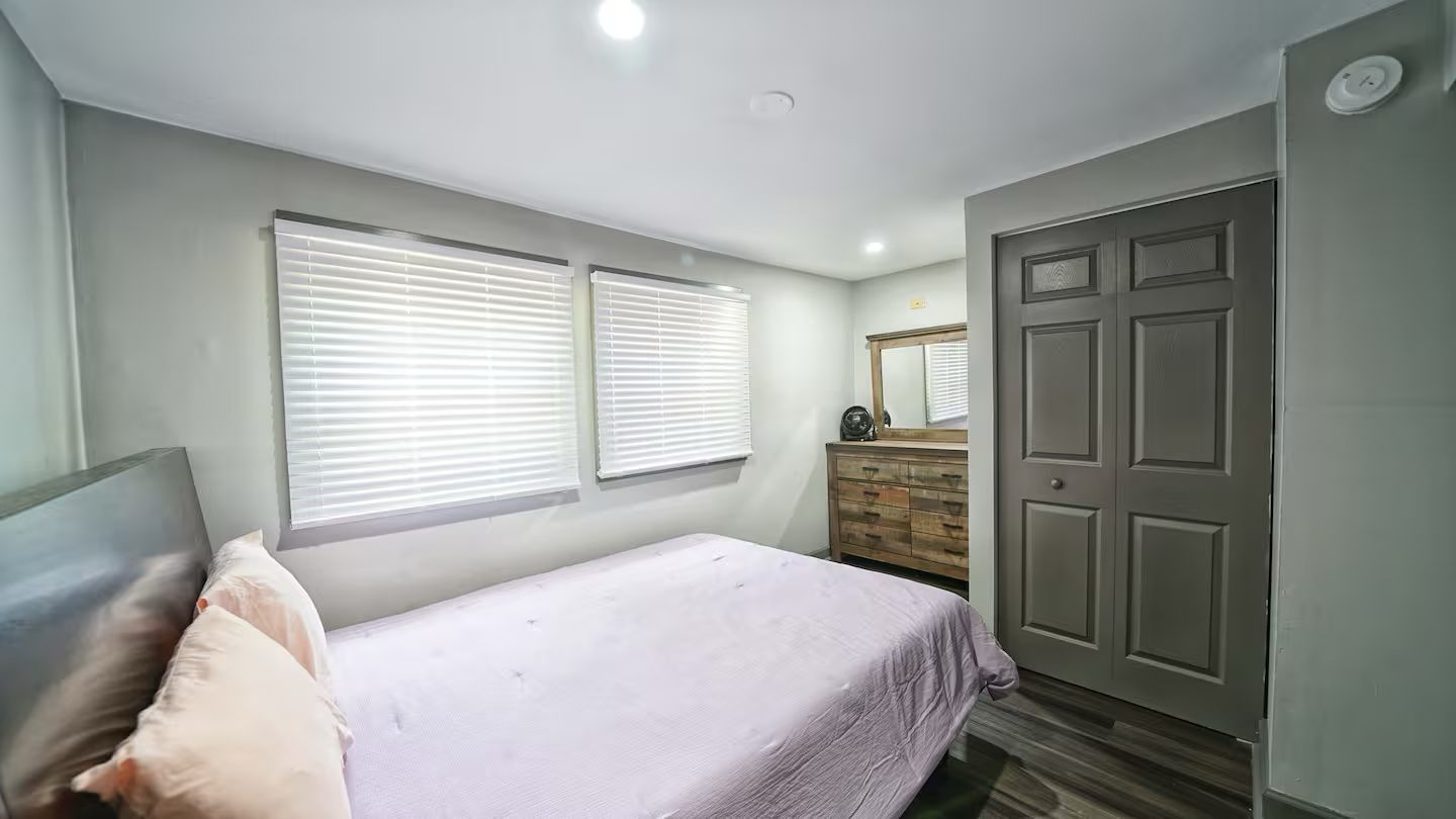 Beach Park, IL 60087