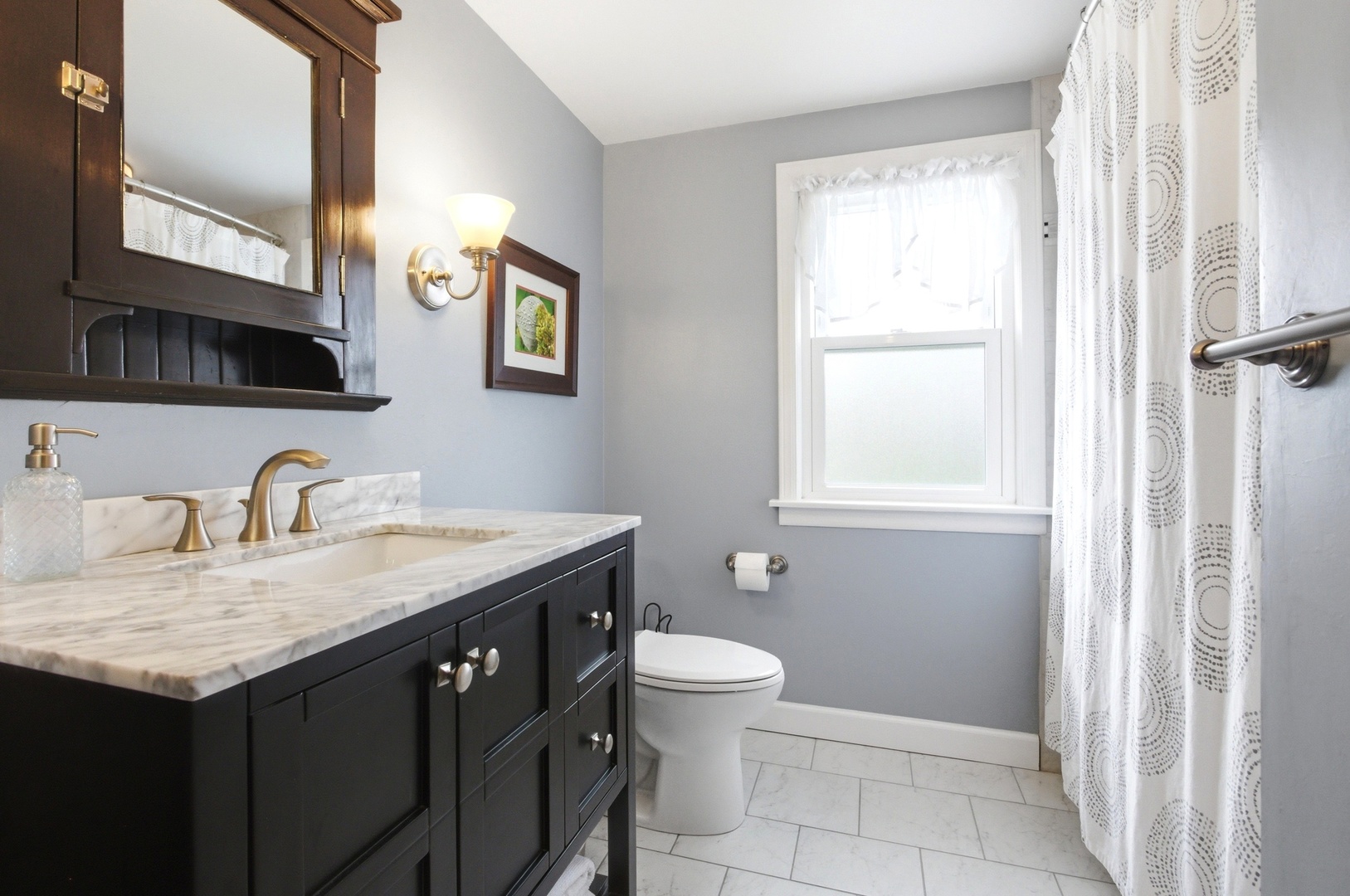 221 S Michigan Avenue, Addison, IL 60101