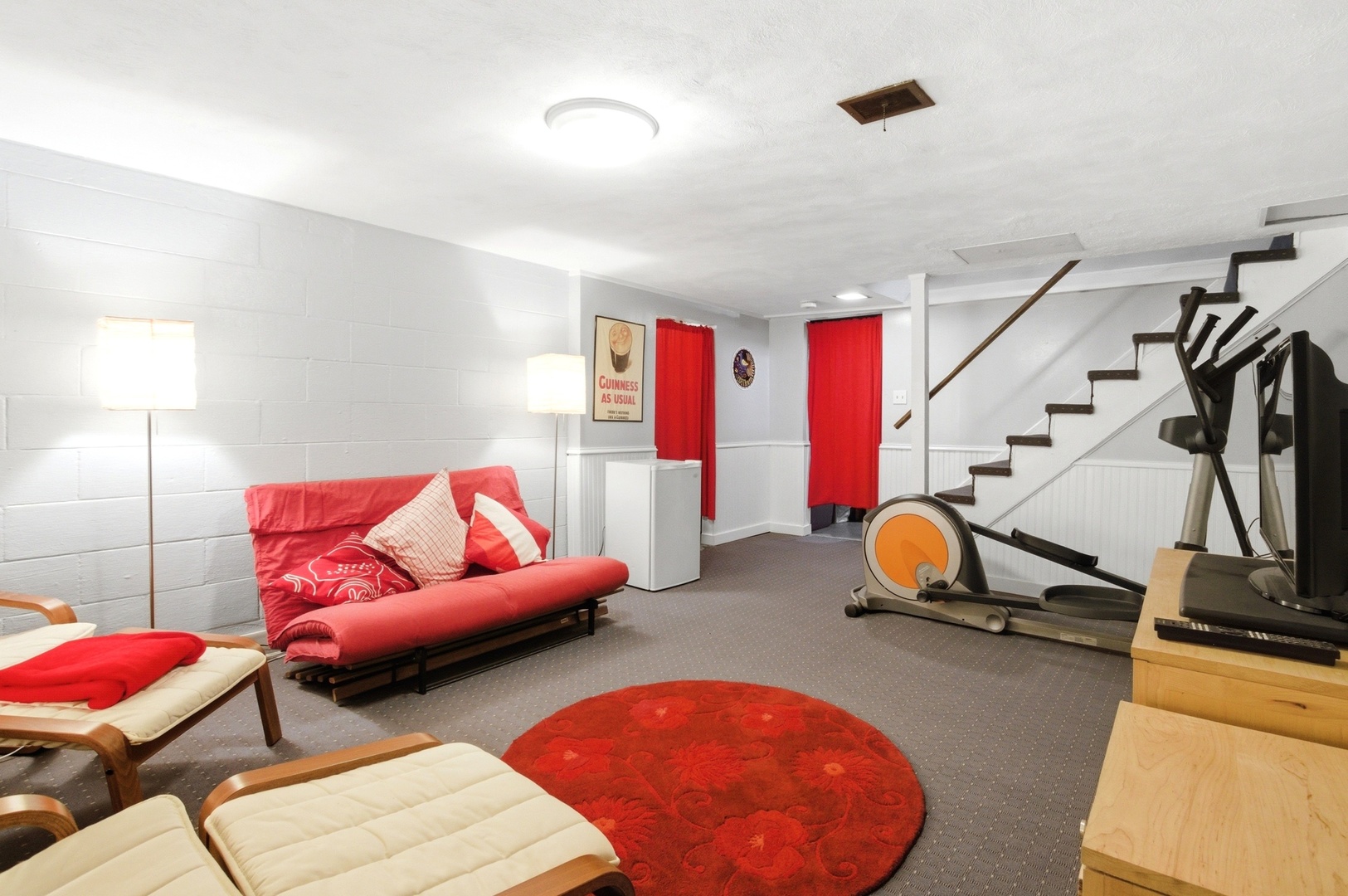 221 S Michigan Avenue, Addison, IL 60101