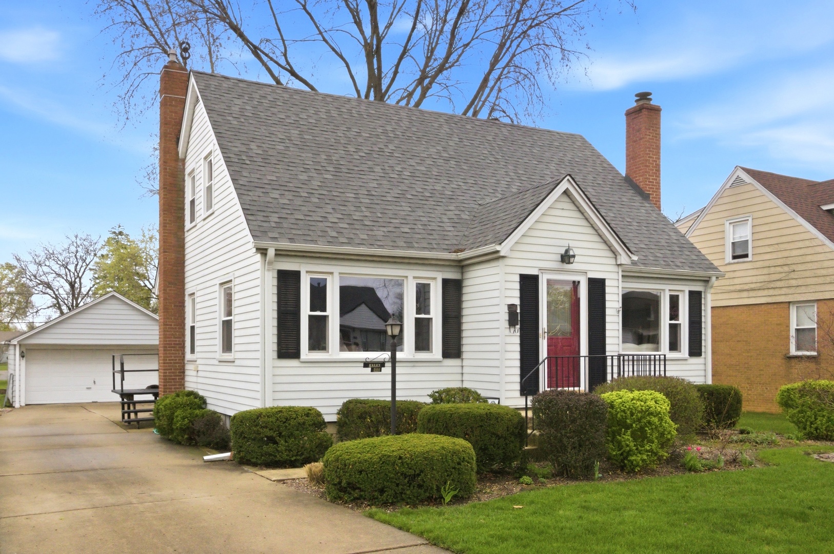 221 S Michigan Avenue, Addison, IL 60101