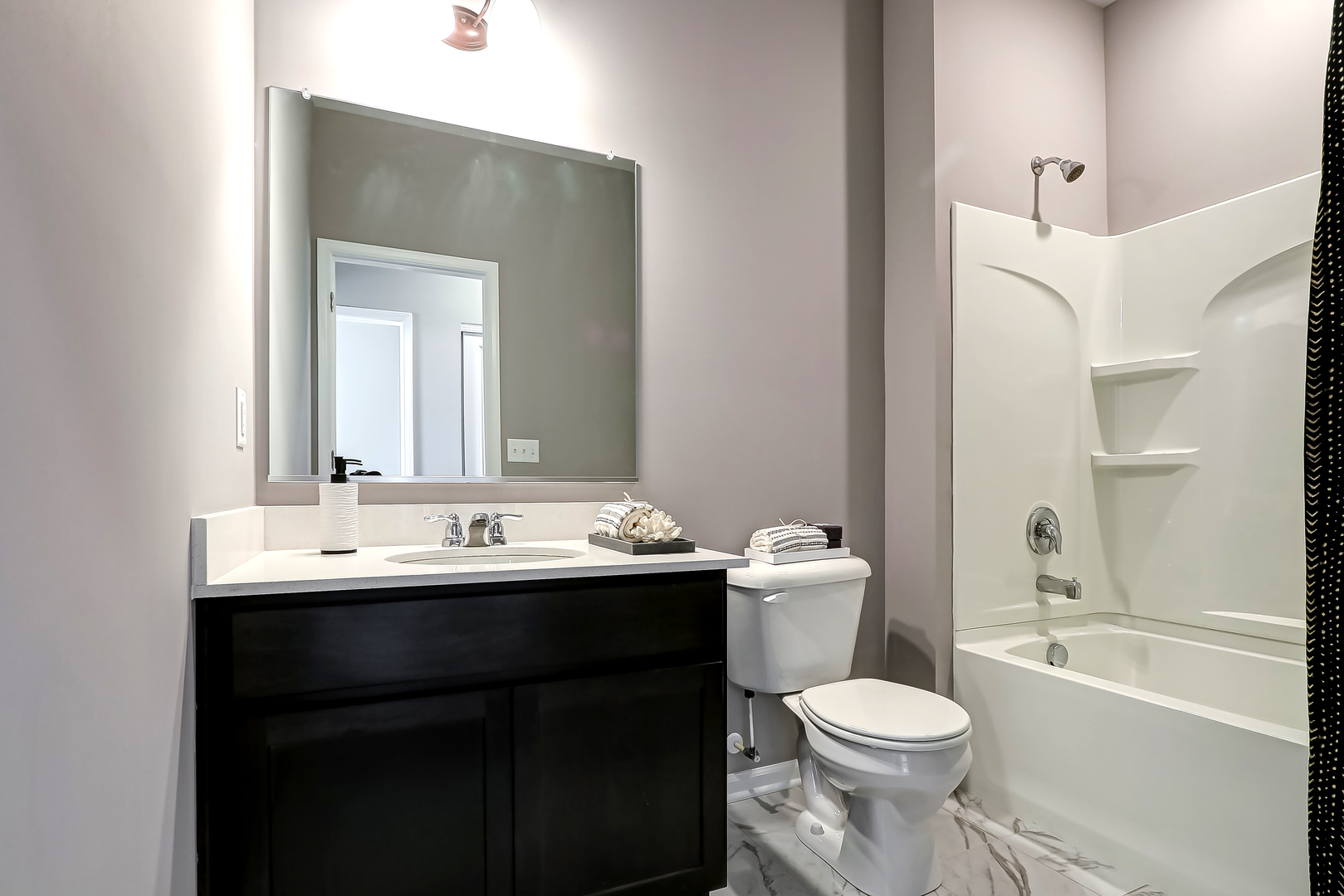 402 Comstock Road, South Elgin, IL 60177