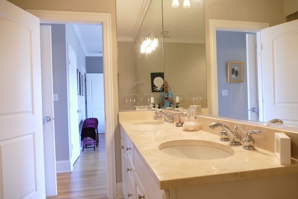 3024 N Sheffield Avenue #3S, Chicago, IL 60657