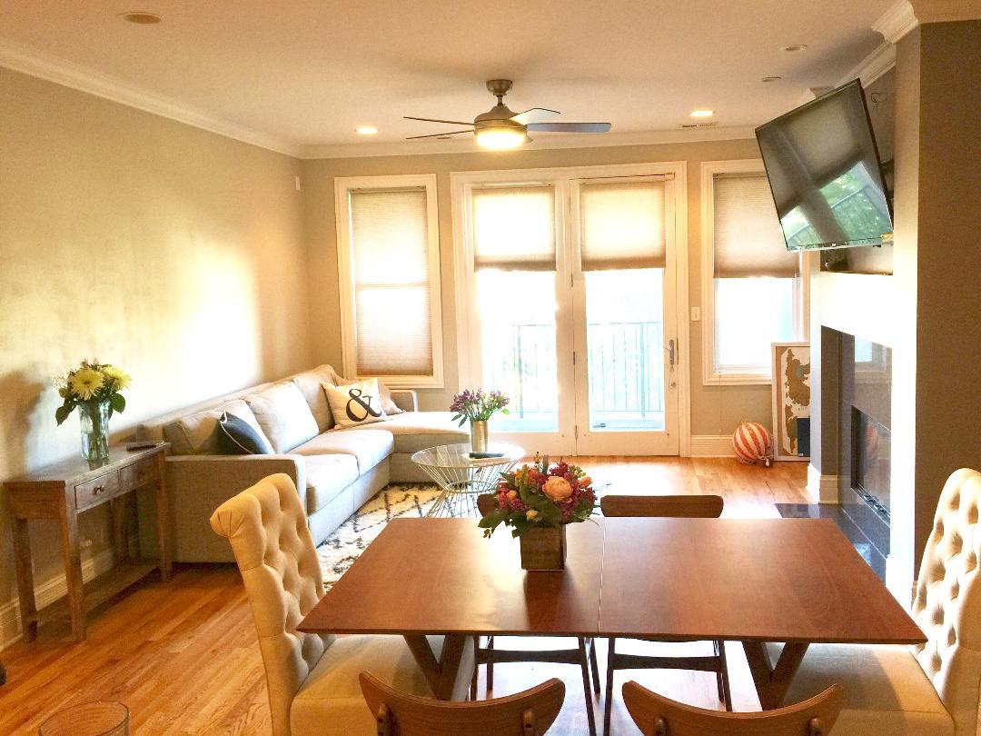 3024 N Sheffield Avenue #3S, Chicago, IL 60657