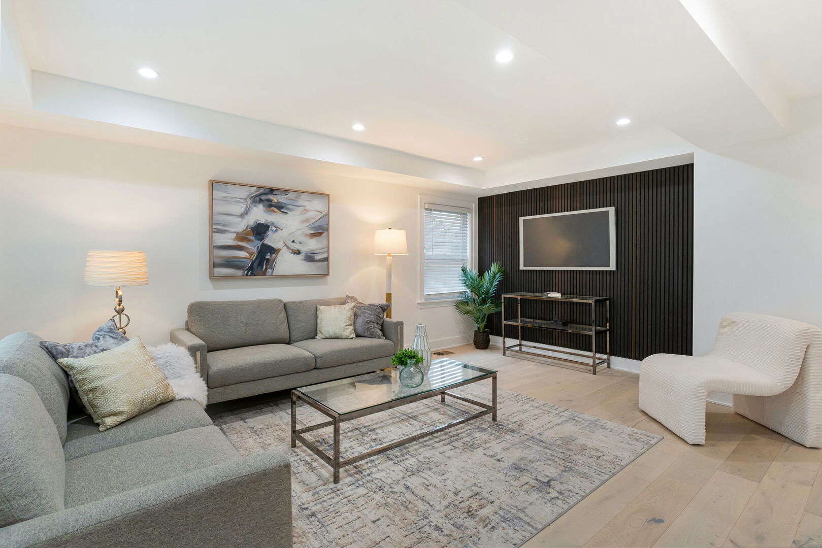 5232 Greenwood Street, Skokie, IL 60077