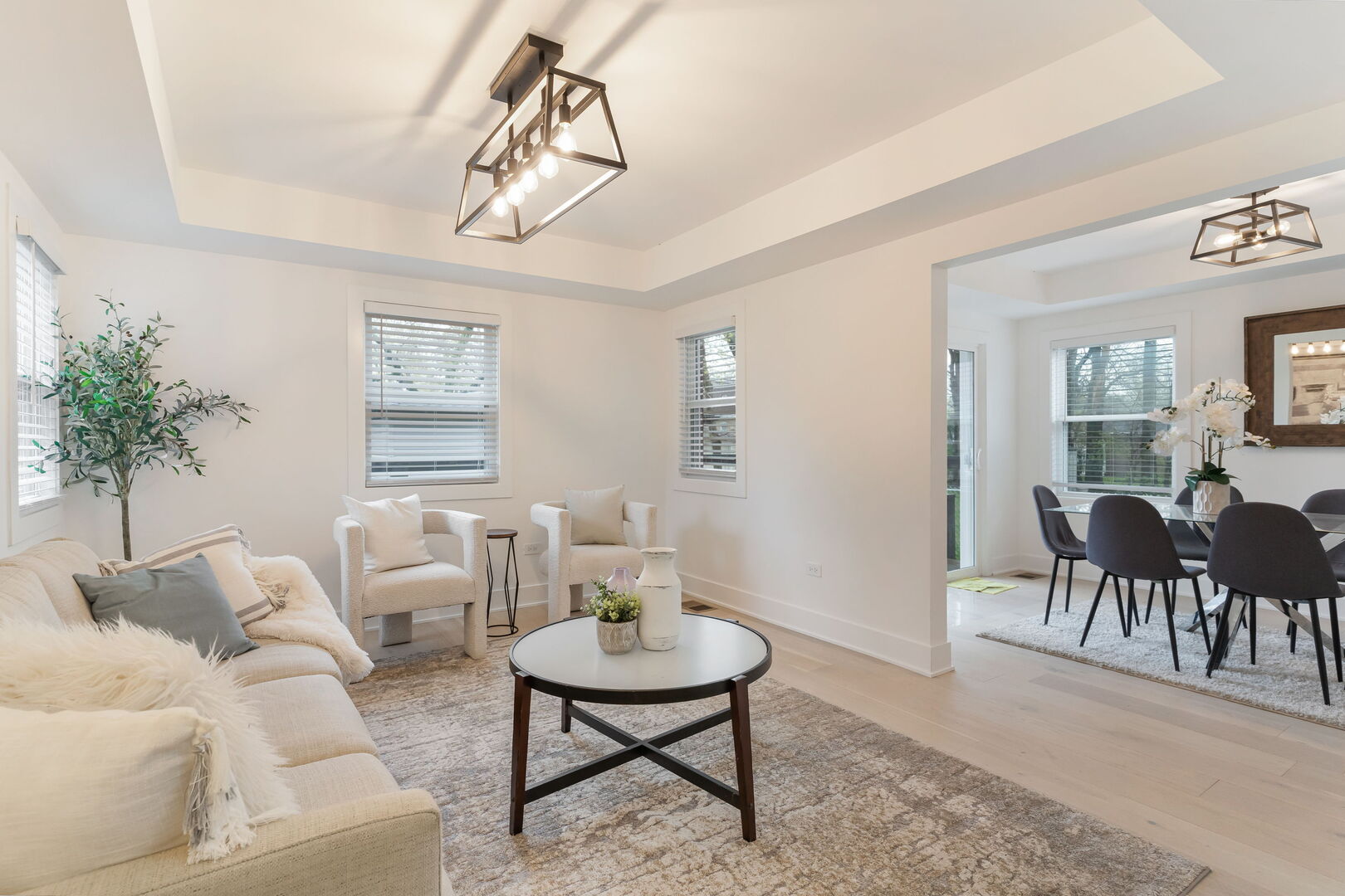 5232 Greenwood Street, Skokie, IL 60077