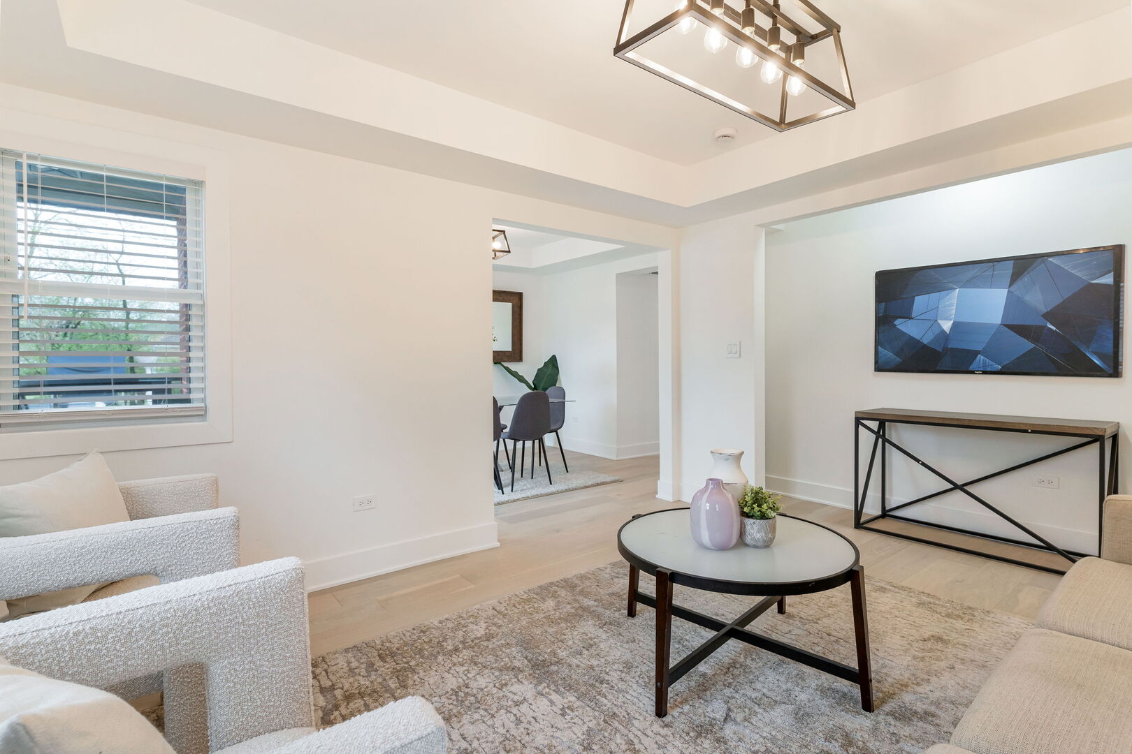 5232 Greenwood Street, Skokie, IL 60077