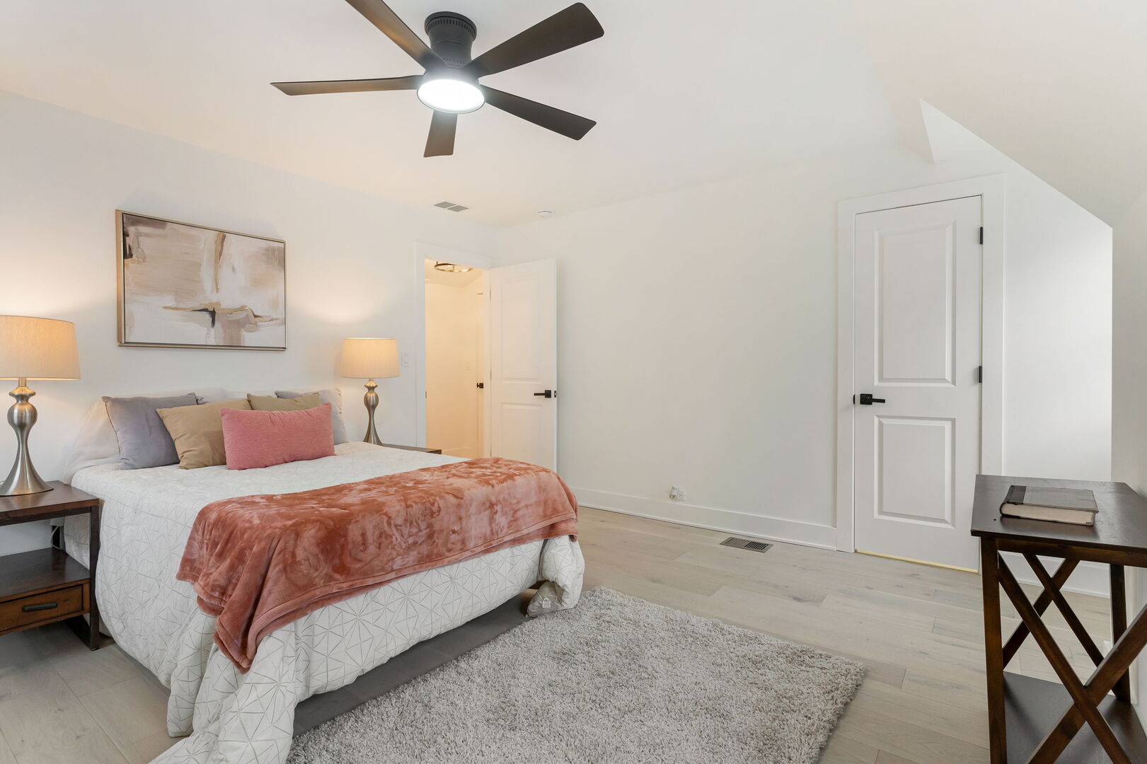 5232 Greenwood Street, Skokie, IL 60077