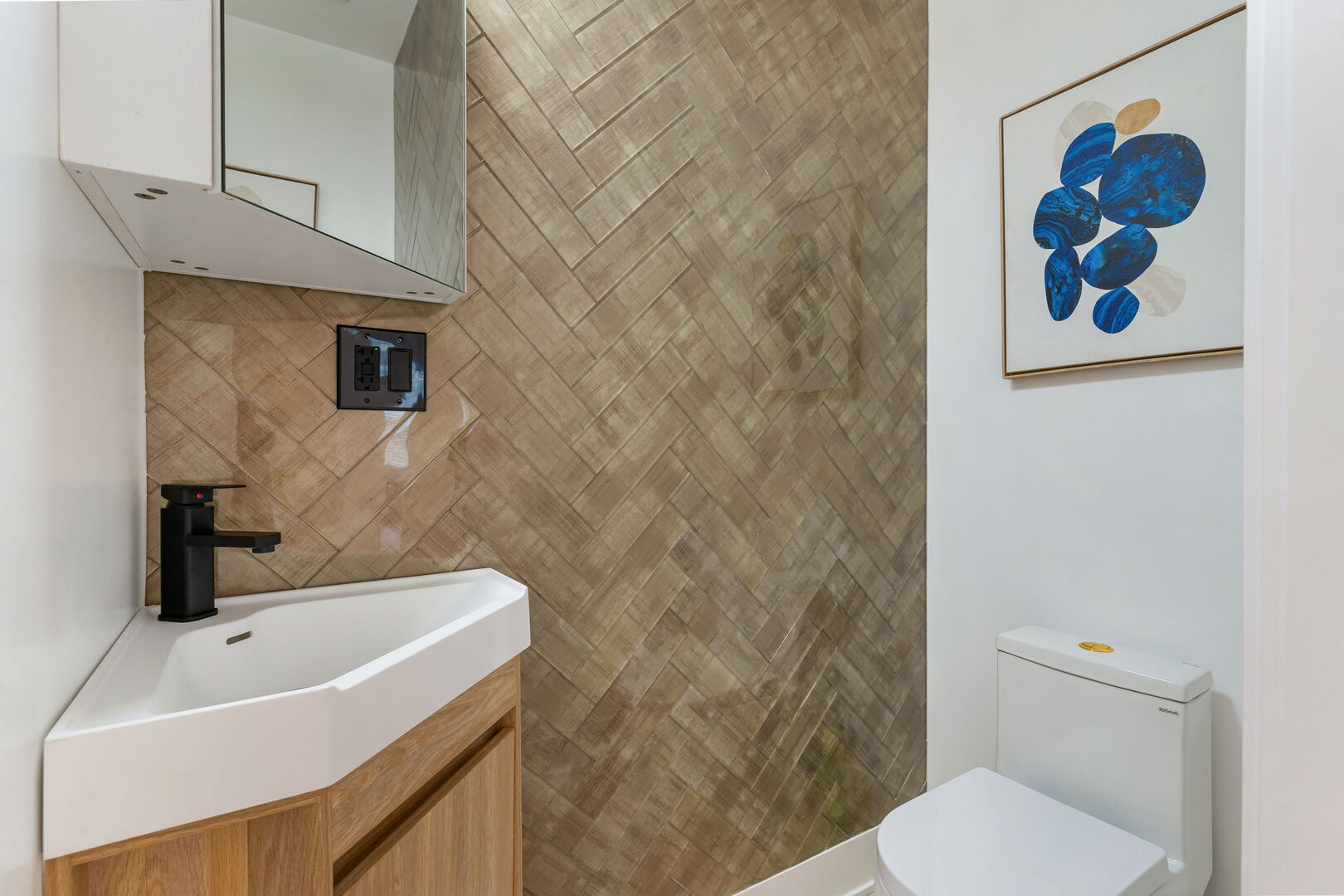 5232 Greenwood Street, Skokie, IL 60077