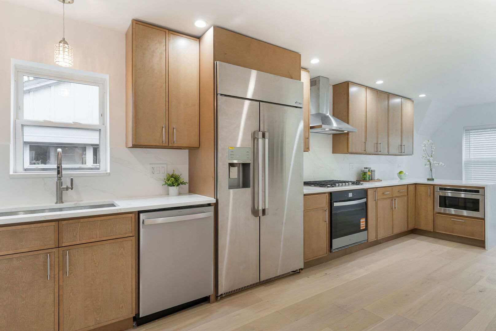 5232 Greenwood Street, Skokie, IL 60077