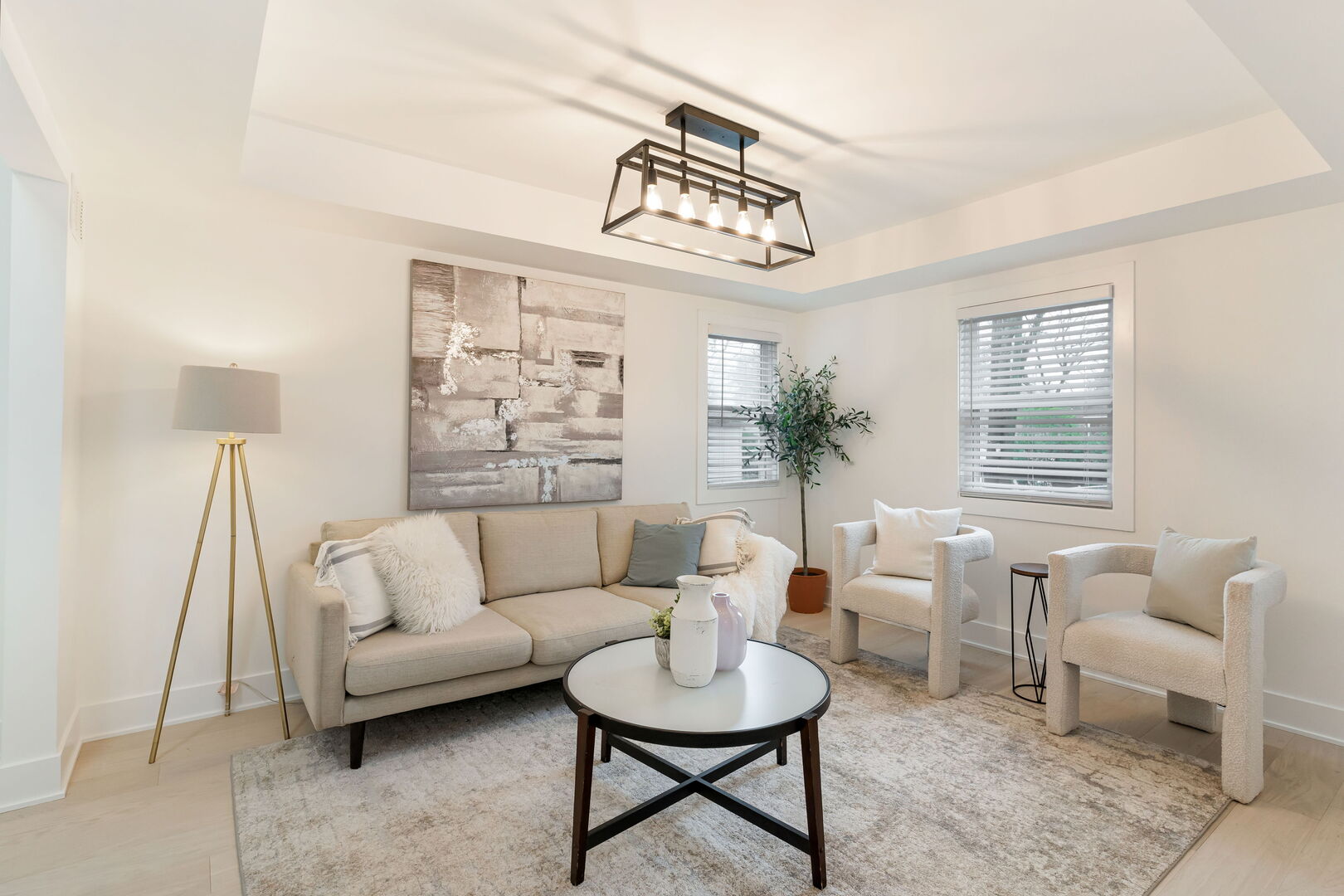 5232 Greenwood Street, Skokie, IL 60077