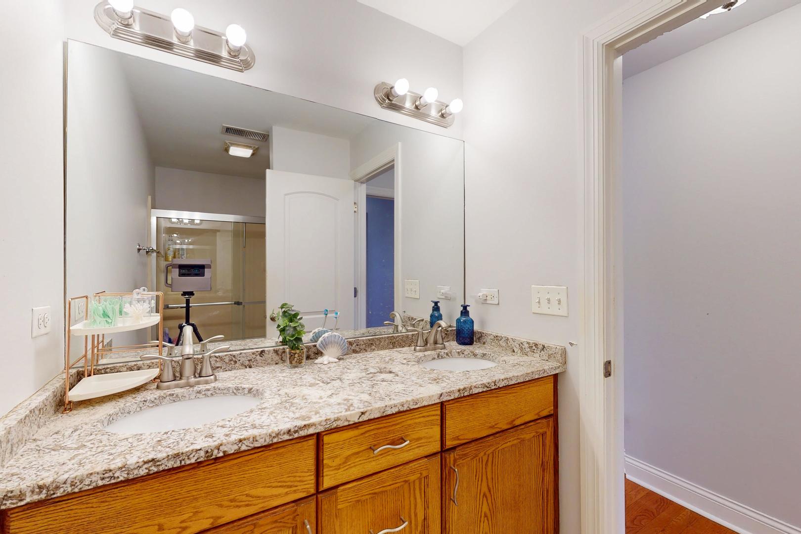 331 Mary Belle Circle, Buffalo Grove, IL 60089