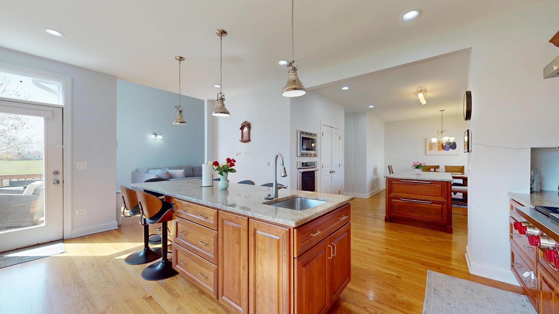 331 Mary Belle Circle, Buffalo Grove, IL 60089