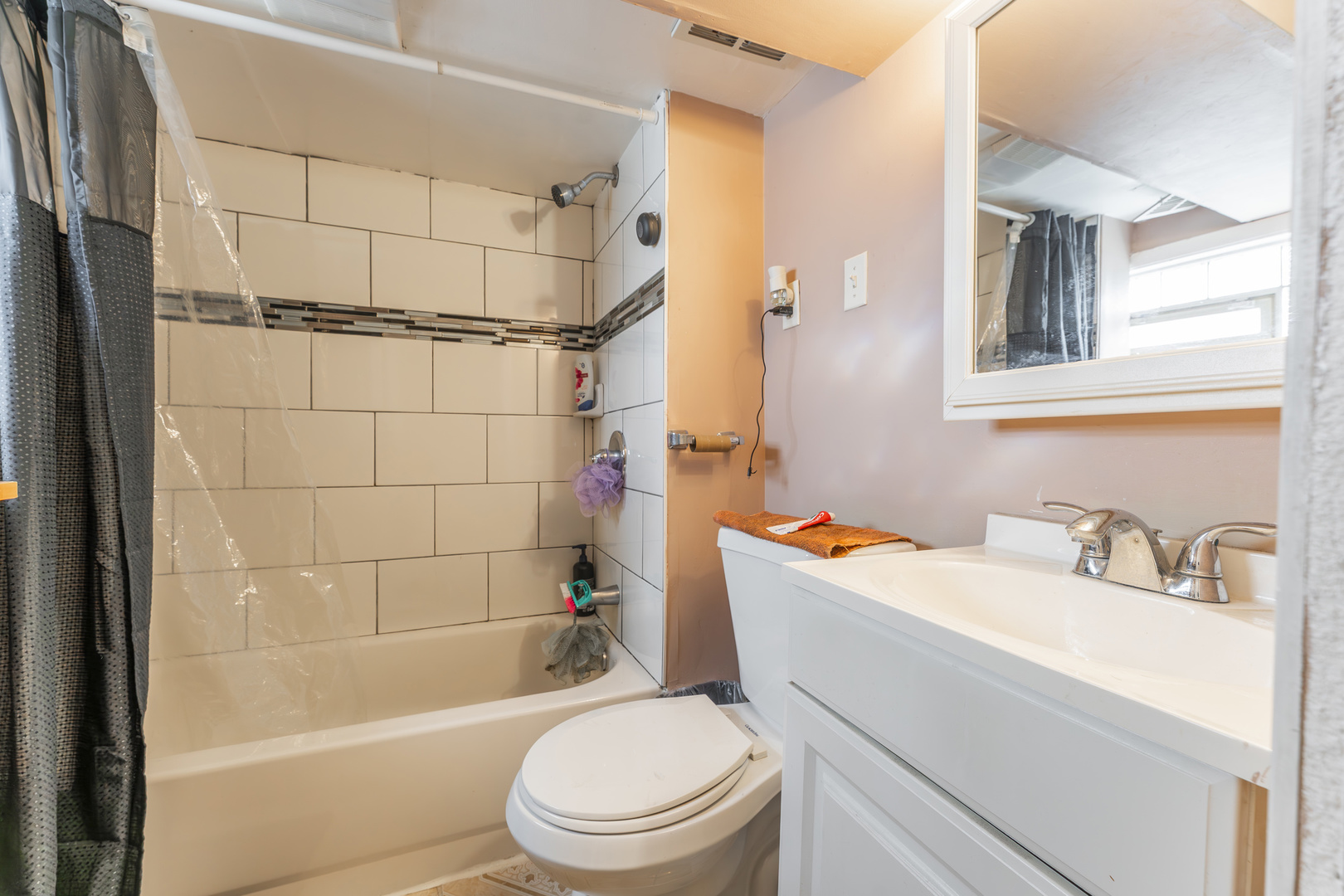 2223 N MASON Avenue, Chicago, IL 60639