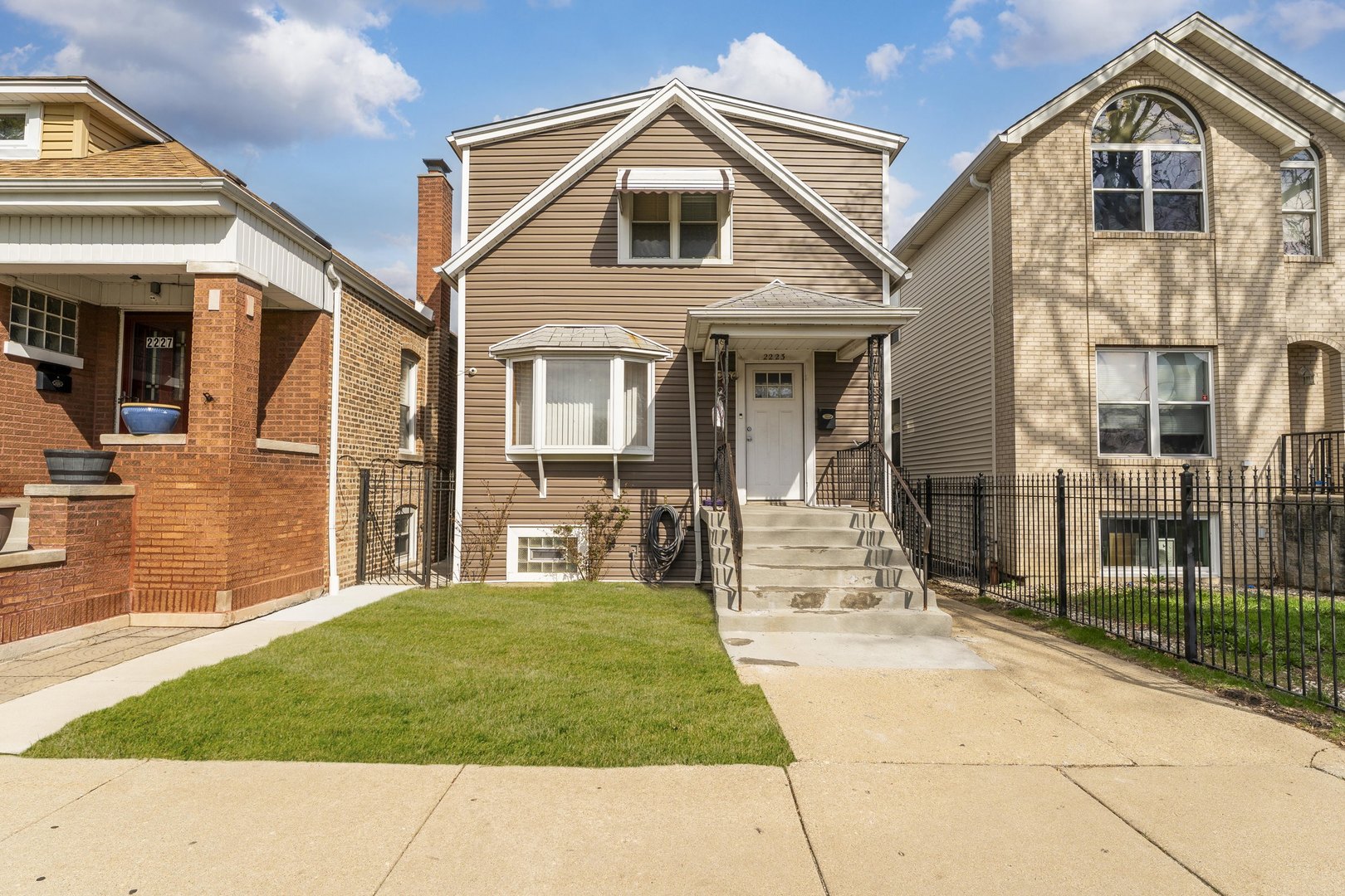 2223 N MASON Avenue, Chicago, IL 60639