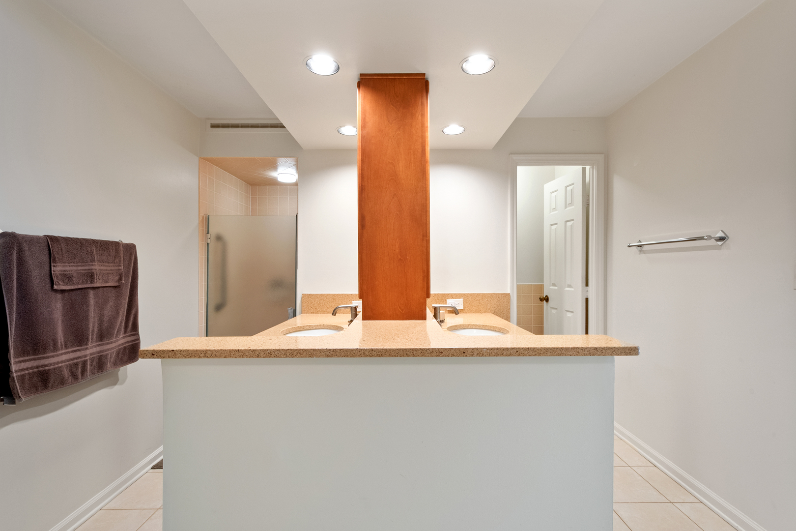 22 Park Lane #204, Park Ridge, IL 60068