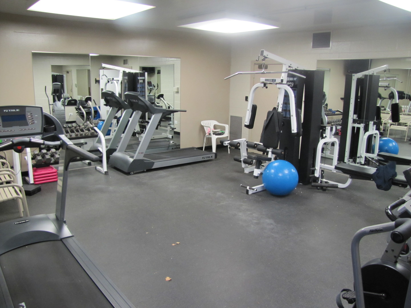 22 Park Lane #204, Park Ridge, IL 60068