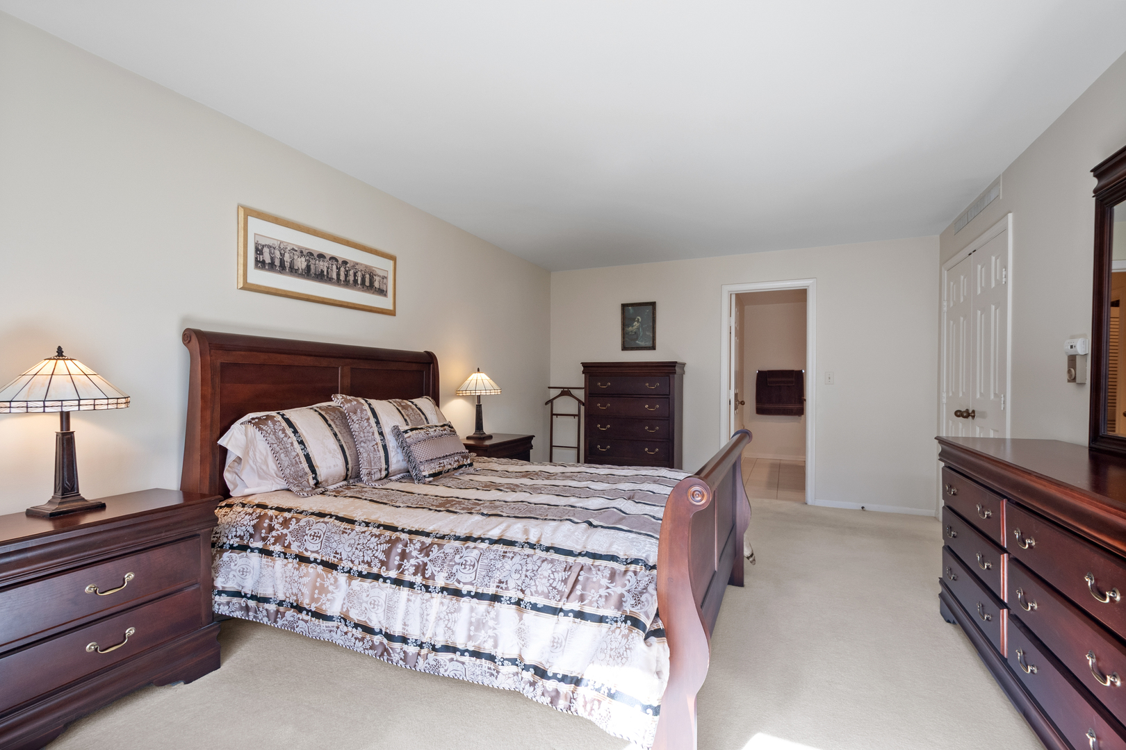 22 Park Lane #204, Park Ridge, IL 60068