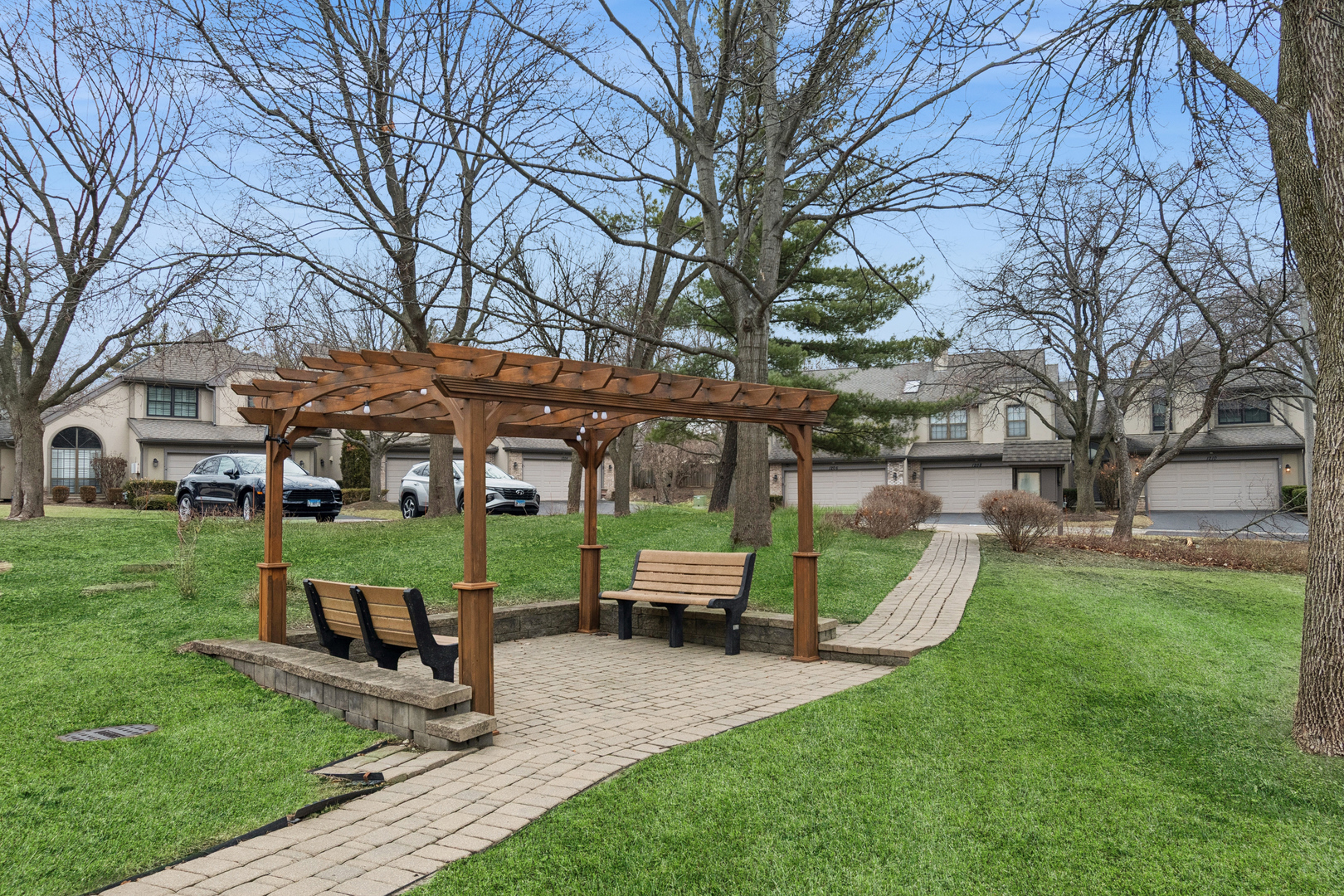 1204 Hobson Oaks Court #1204, Naperville, IL 60540