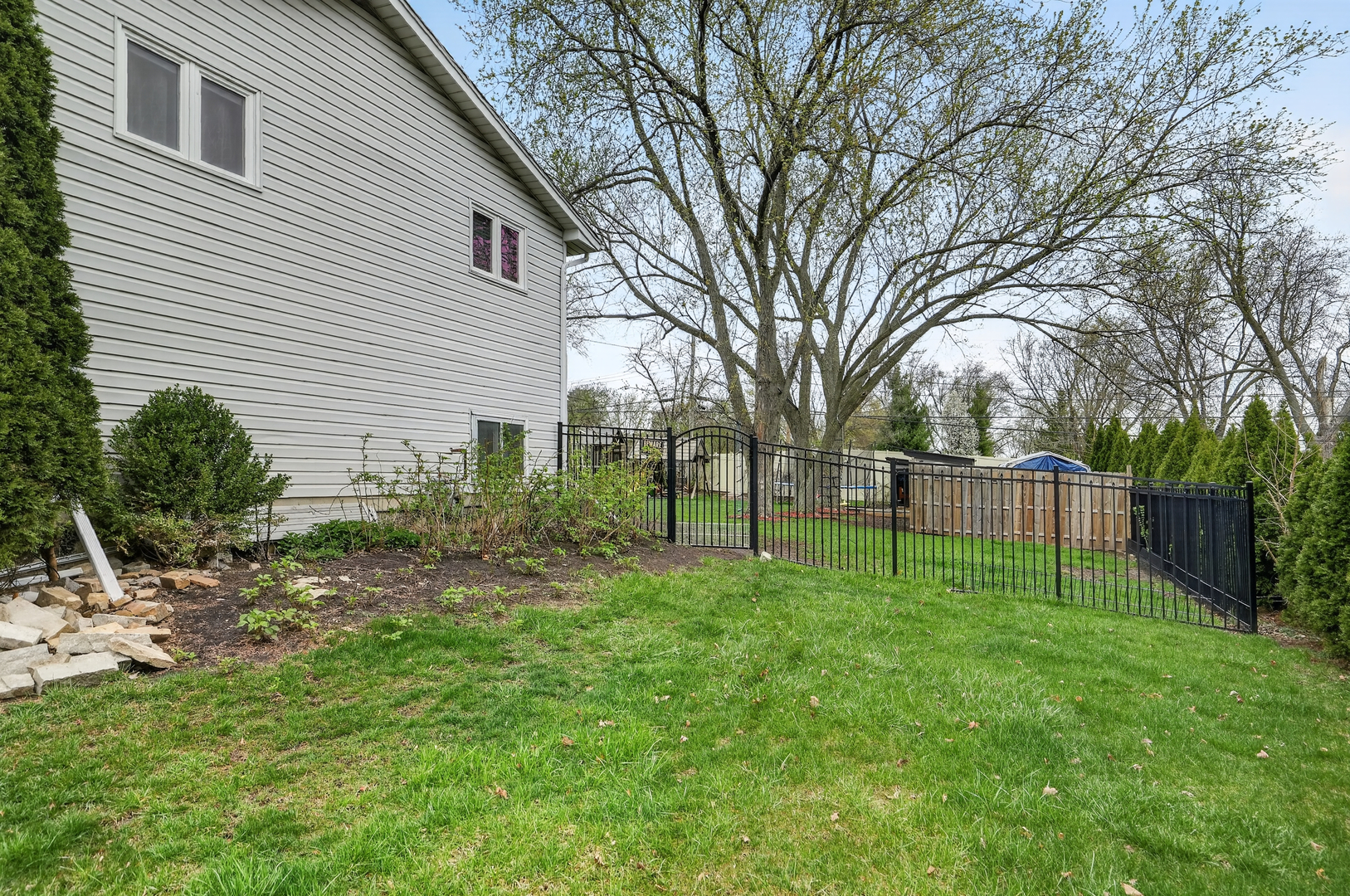 22W630 Armitage Avenue, Glen Ellyn, IL 60137