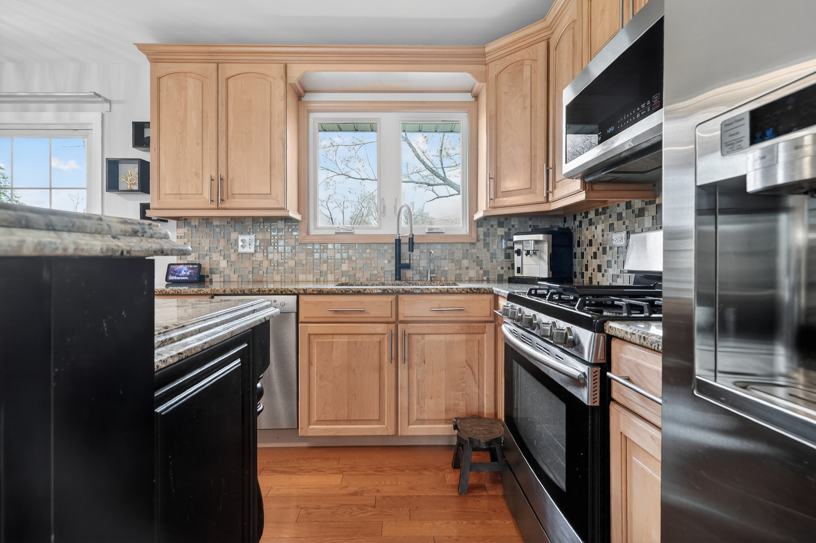 22W630 Armitage Avenue, Glen Ellyn, IL 60137