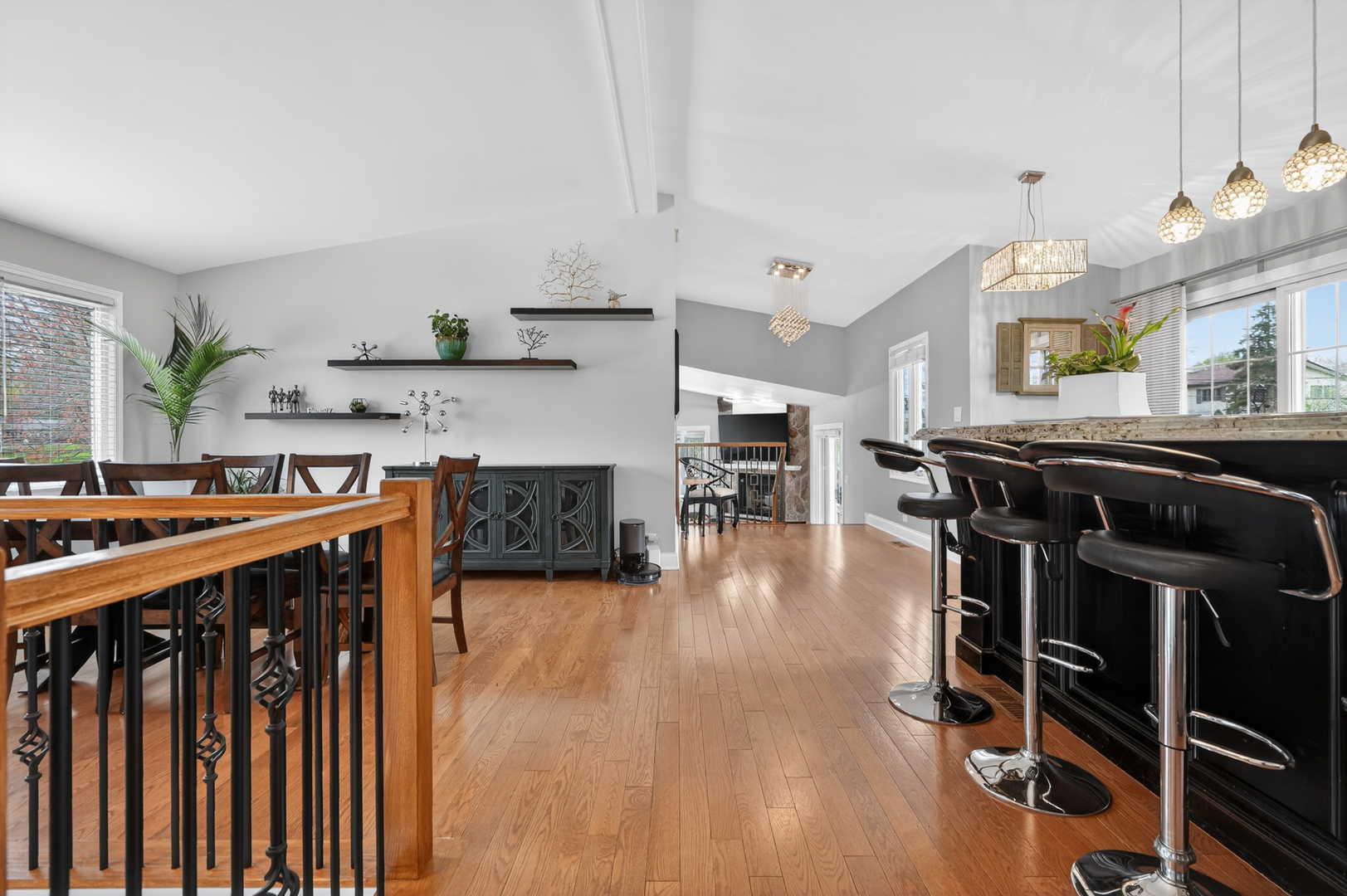 22W630 Armitage Avenue, Glen Ellyn, IL 60137