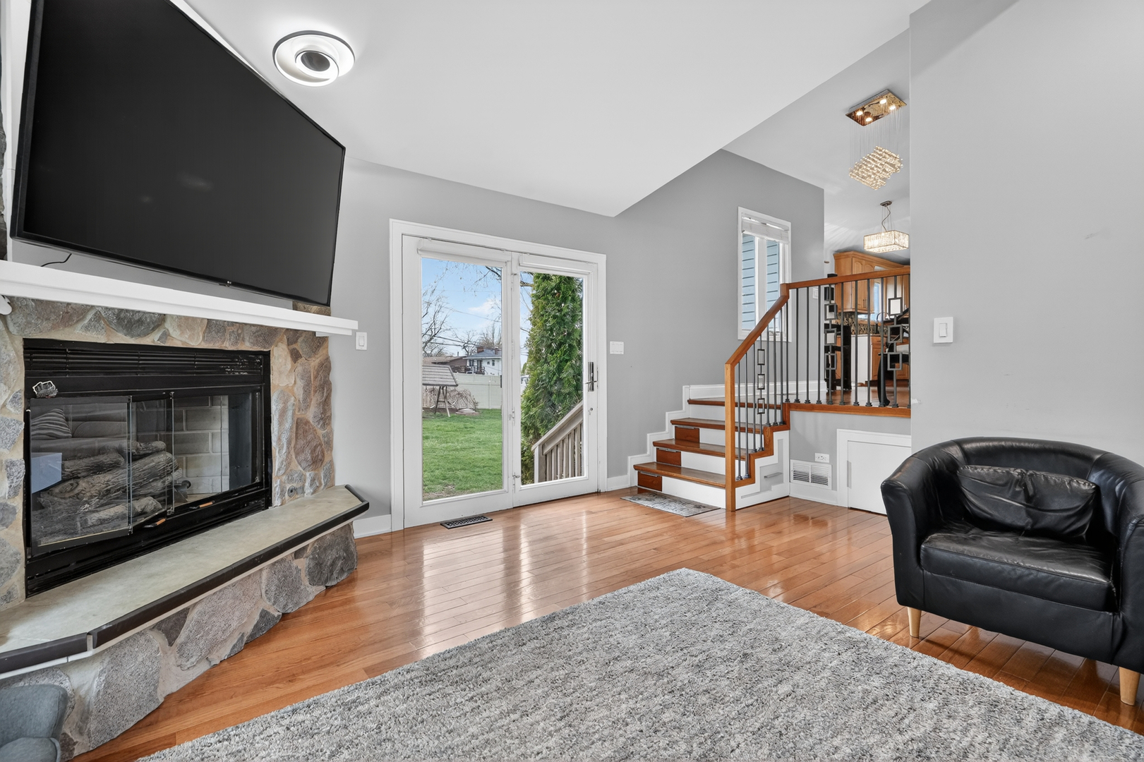 22W630 Armitage Avenue, Glen Ellyn, IL 60137