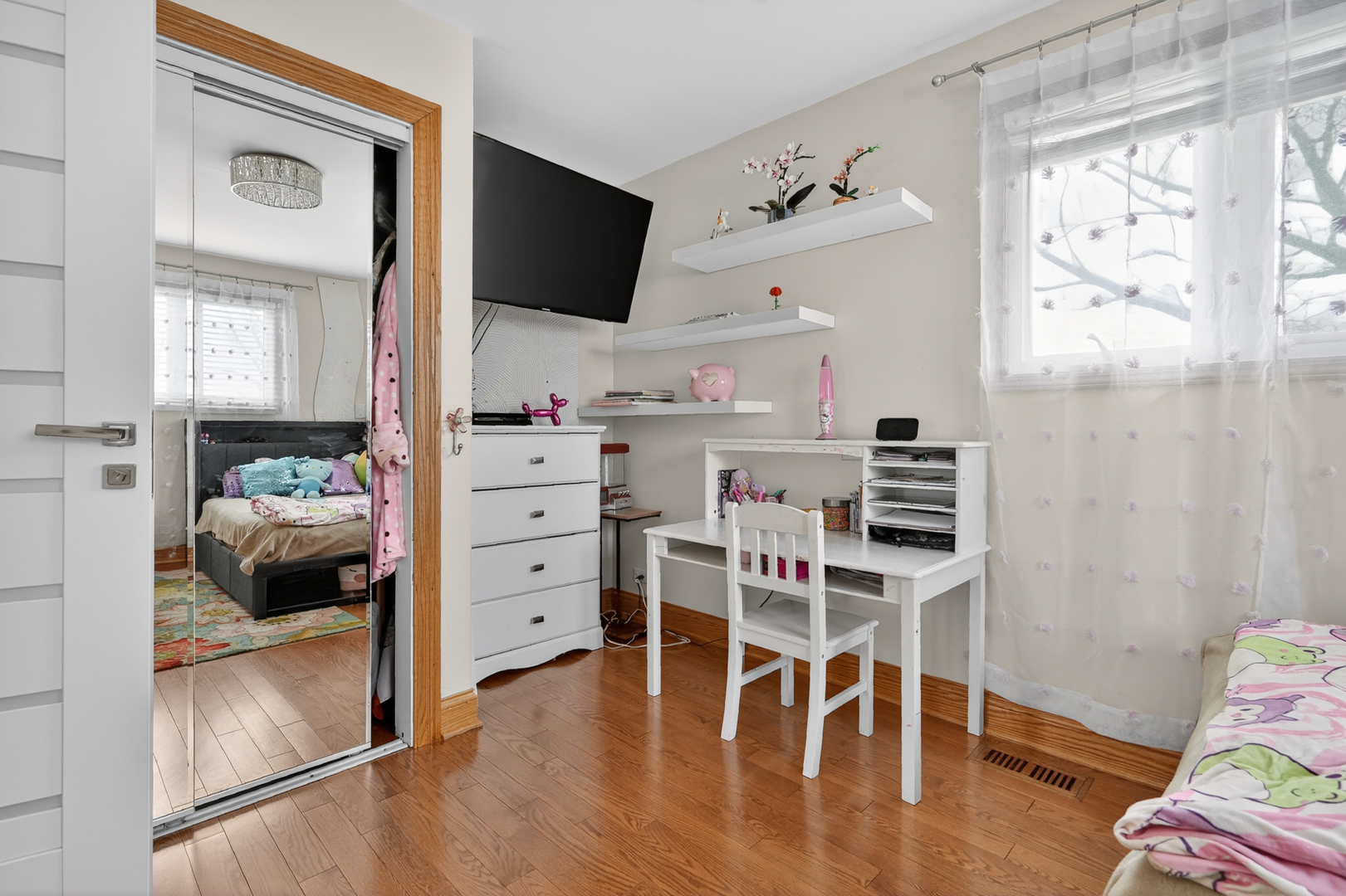 22W630 Armitage Avenue, Glen Ellyn, IL 60137