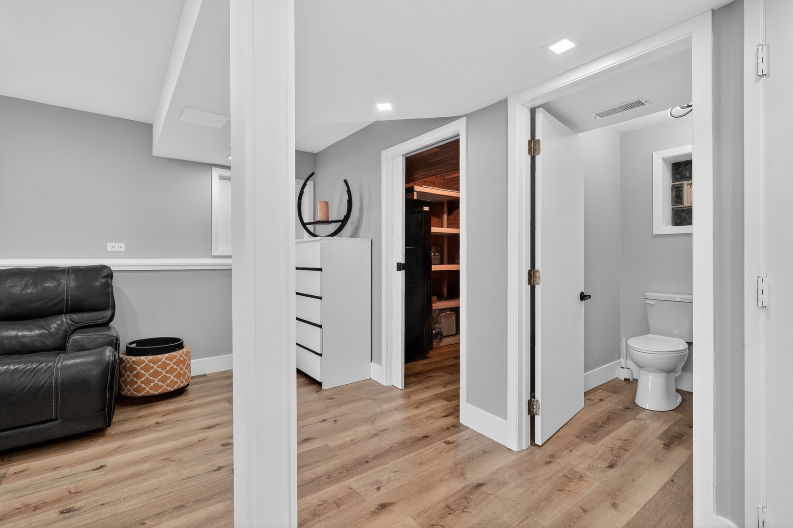 22W630 Armitage Avenue, Glen Ellyn, IL 60137