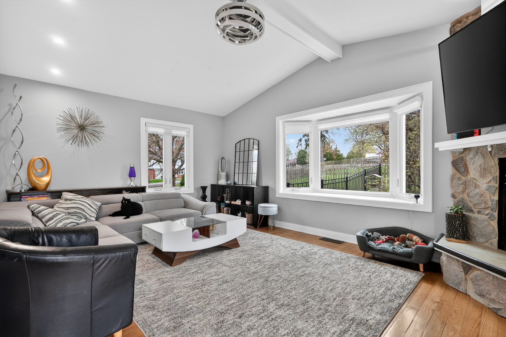 22W630 Armitage Avenue, Glen Ellyn, IL 60137