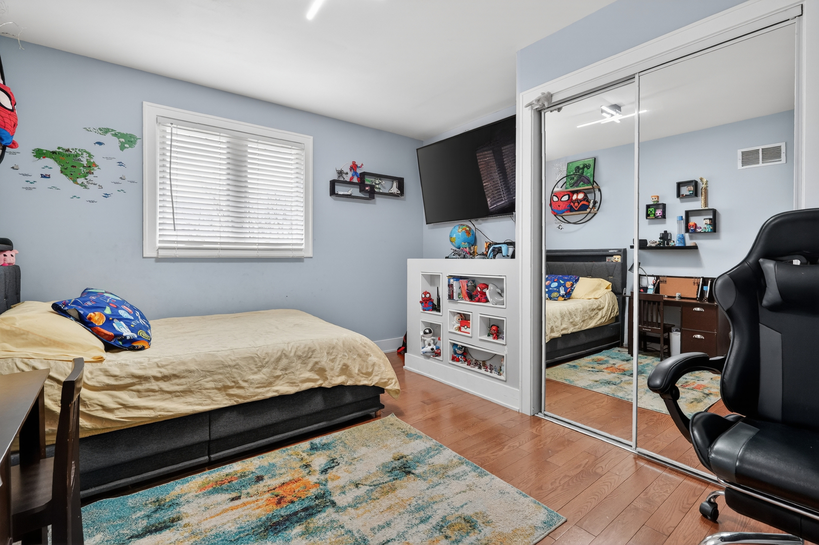 22W630 Armitage Avenue, Glen Ellyn, IL 60137