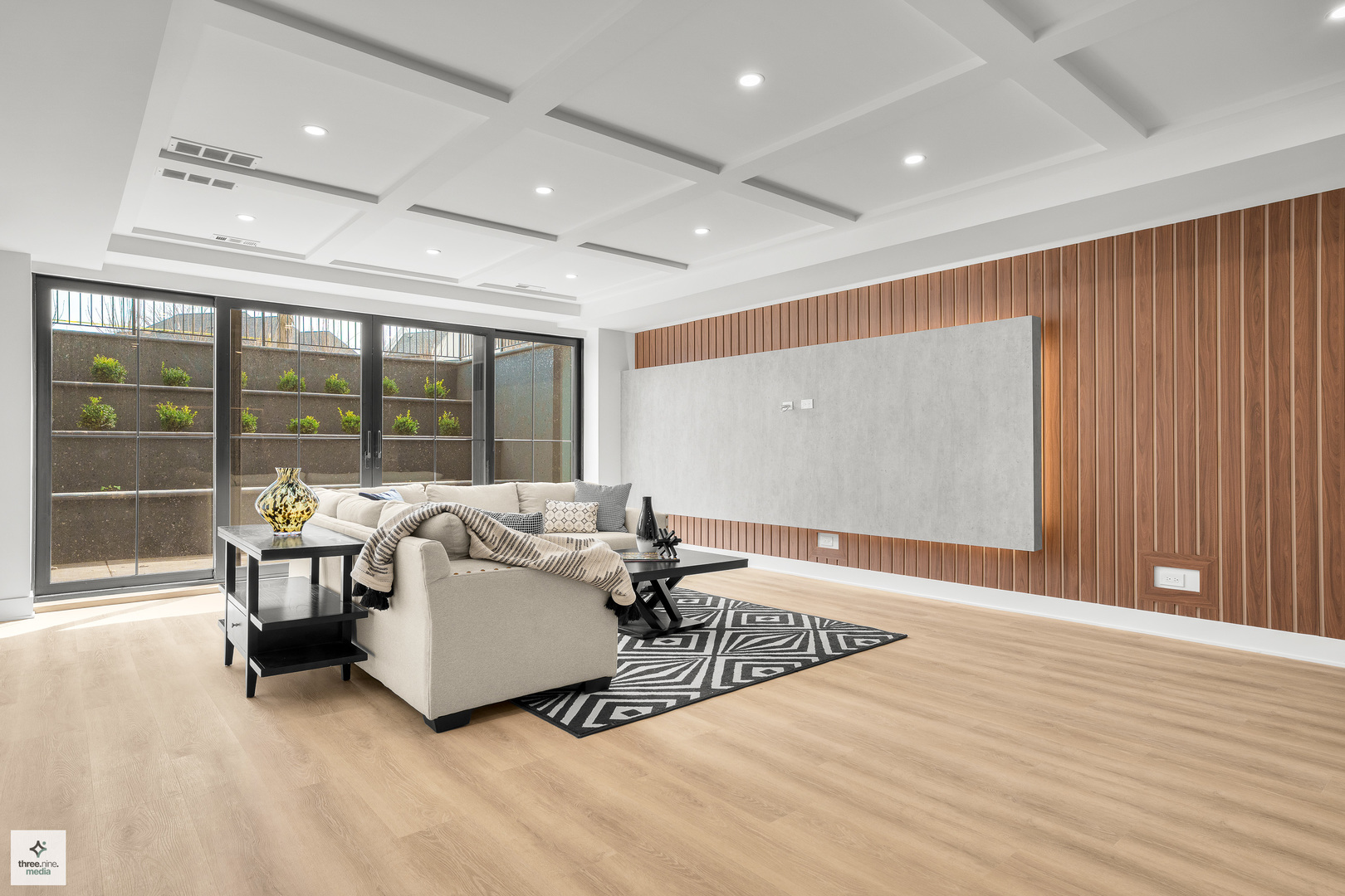 390 Forest Edge Drive, Glencoe, IL 60022