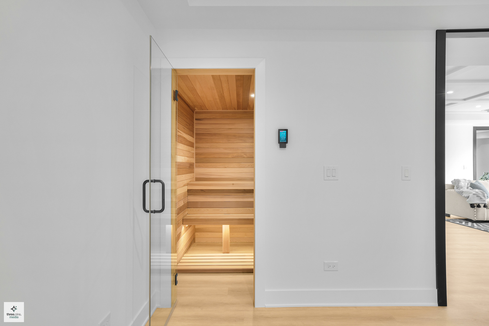 390 Forest Edge Drive, Glencoe, IL 60022