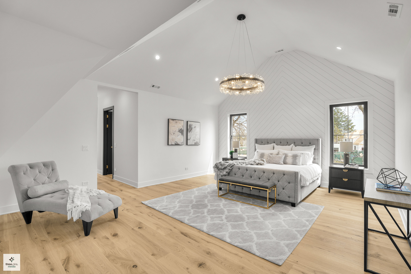 390 Forest Edge Drive, Glencoe, IL 60022