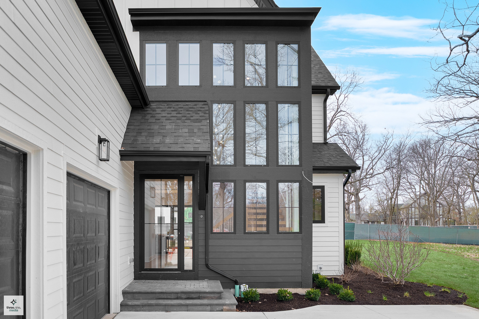 390 Forest Edge Drive, Glencoe, IL 60022