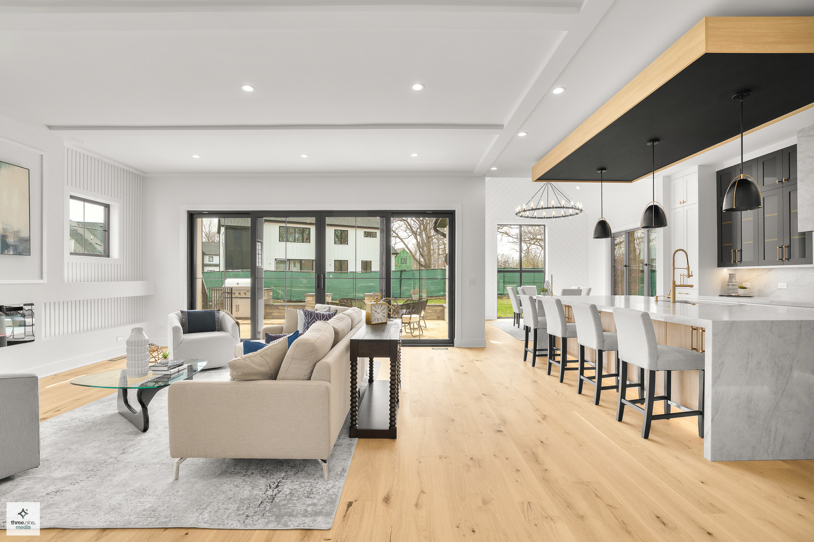 390 Forest Edge Drive, Glencoe, IL 60022