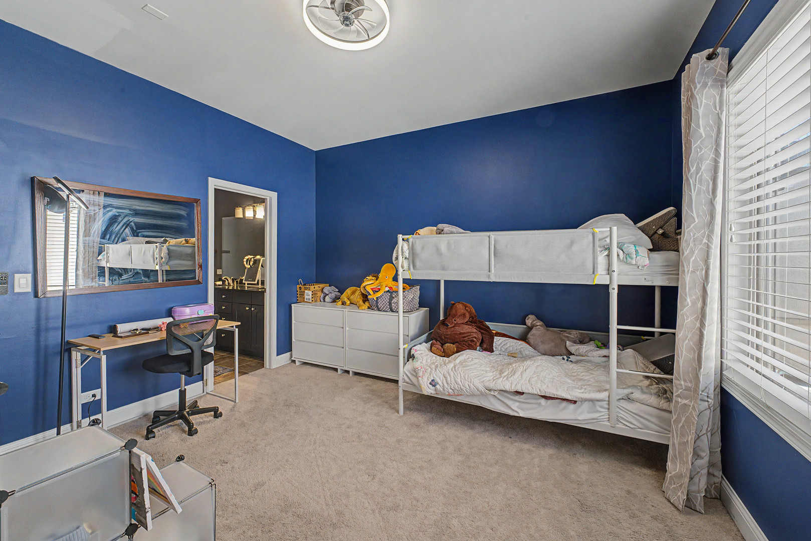 922 Warren Avenue #103, Downers Grove, IL 60515