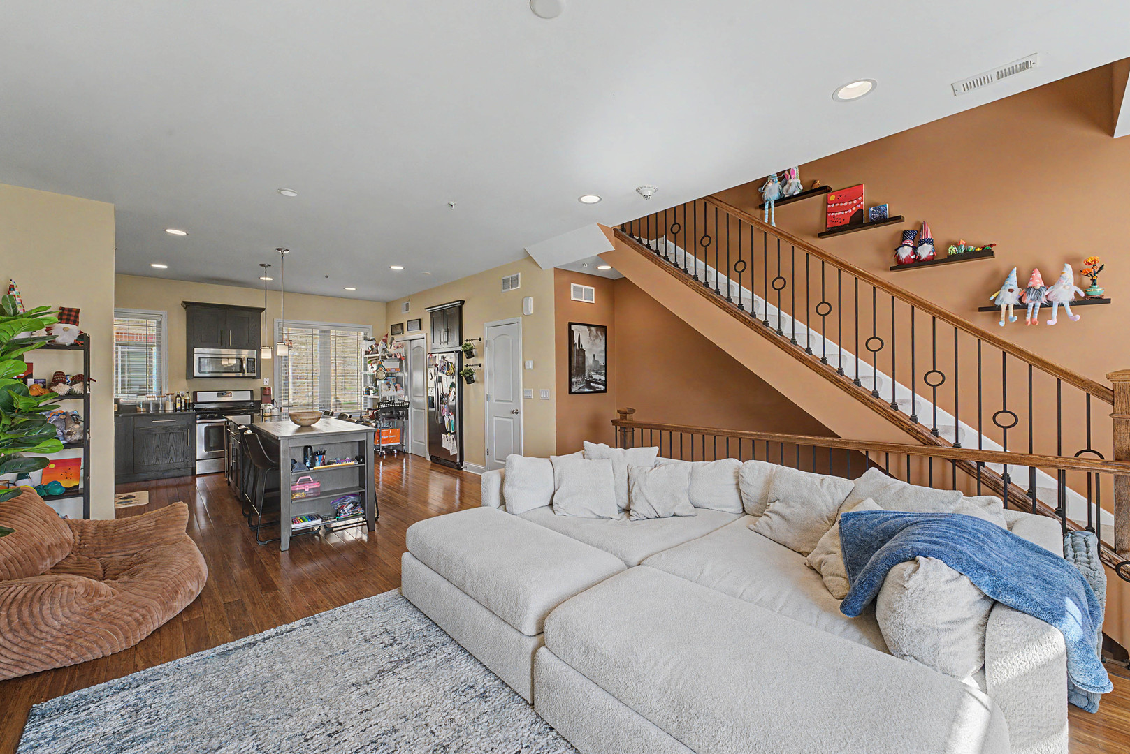 922 Warren Avenue #103, Downers Grove, IL 60515