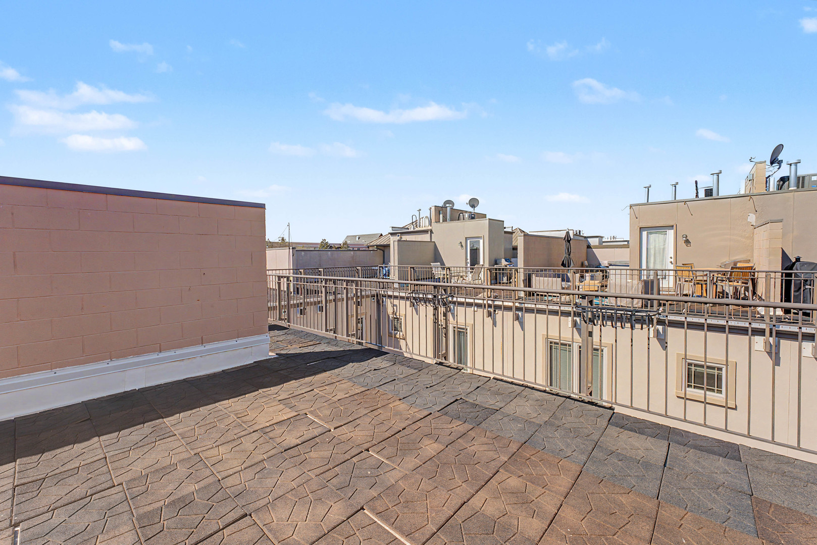 922 Warren Avenue #103, Downers Grove, IL 60515