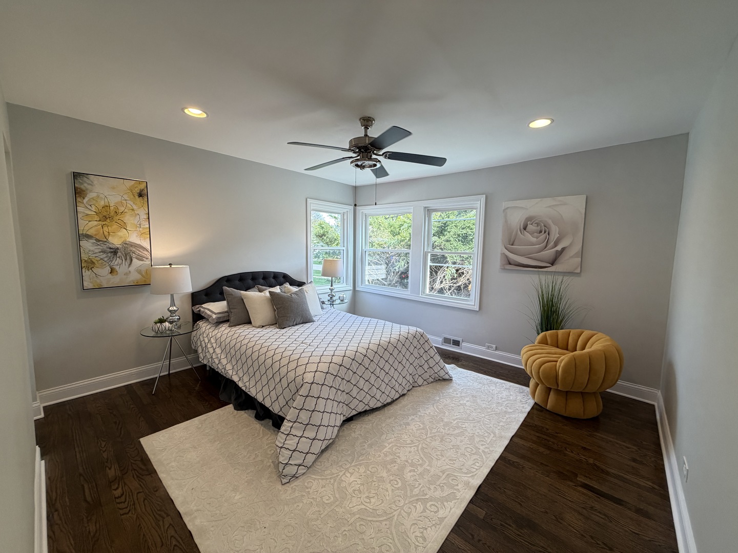 544 Glendale Avenue, Glen Ellyn, IL 60137