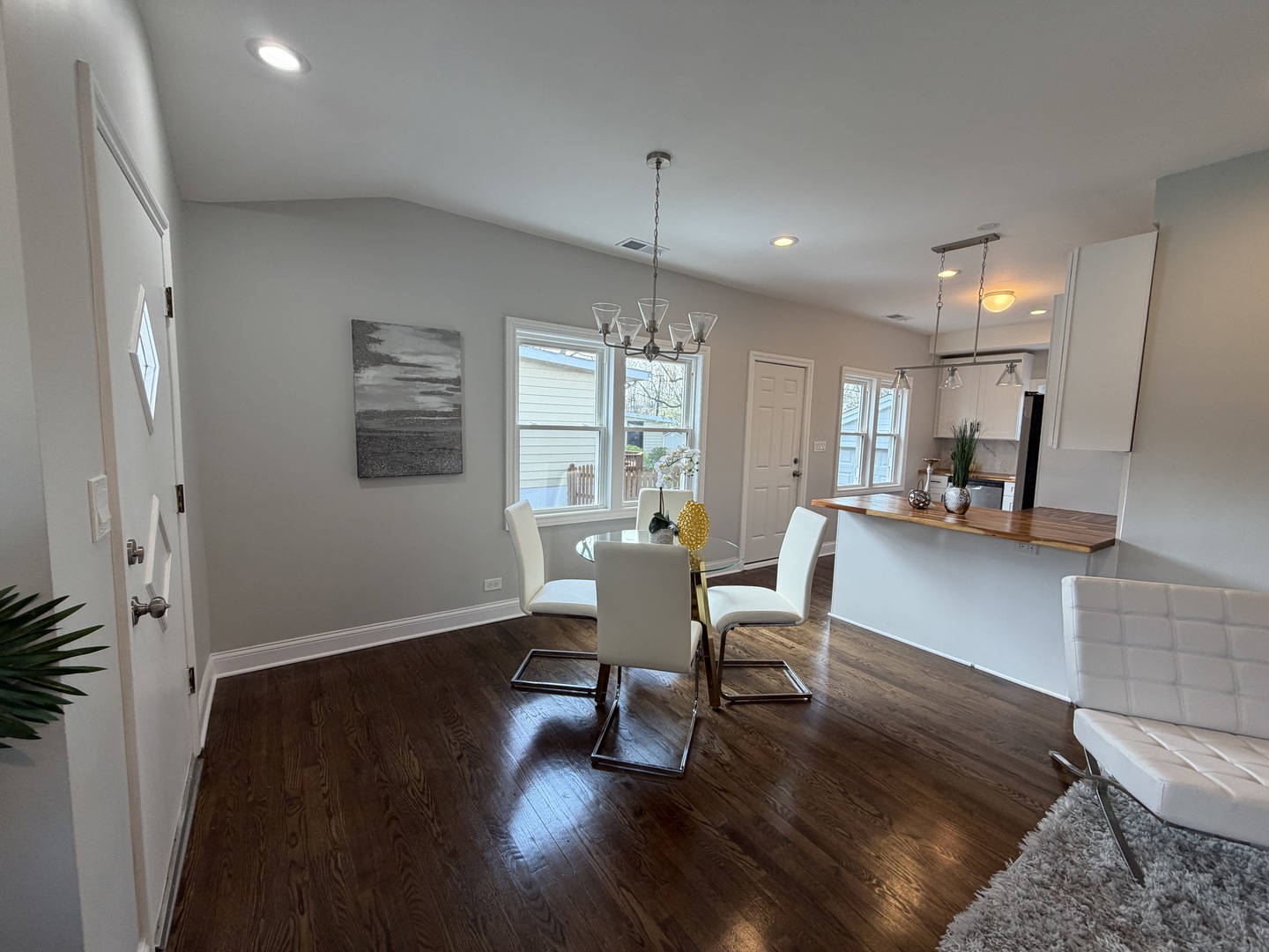 544 Glendale Avenue, Glen Ellyn, IL 60137