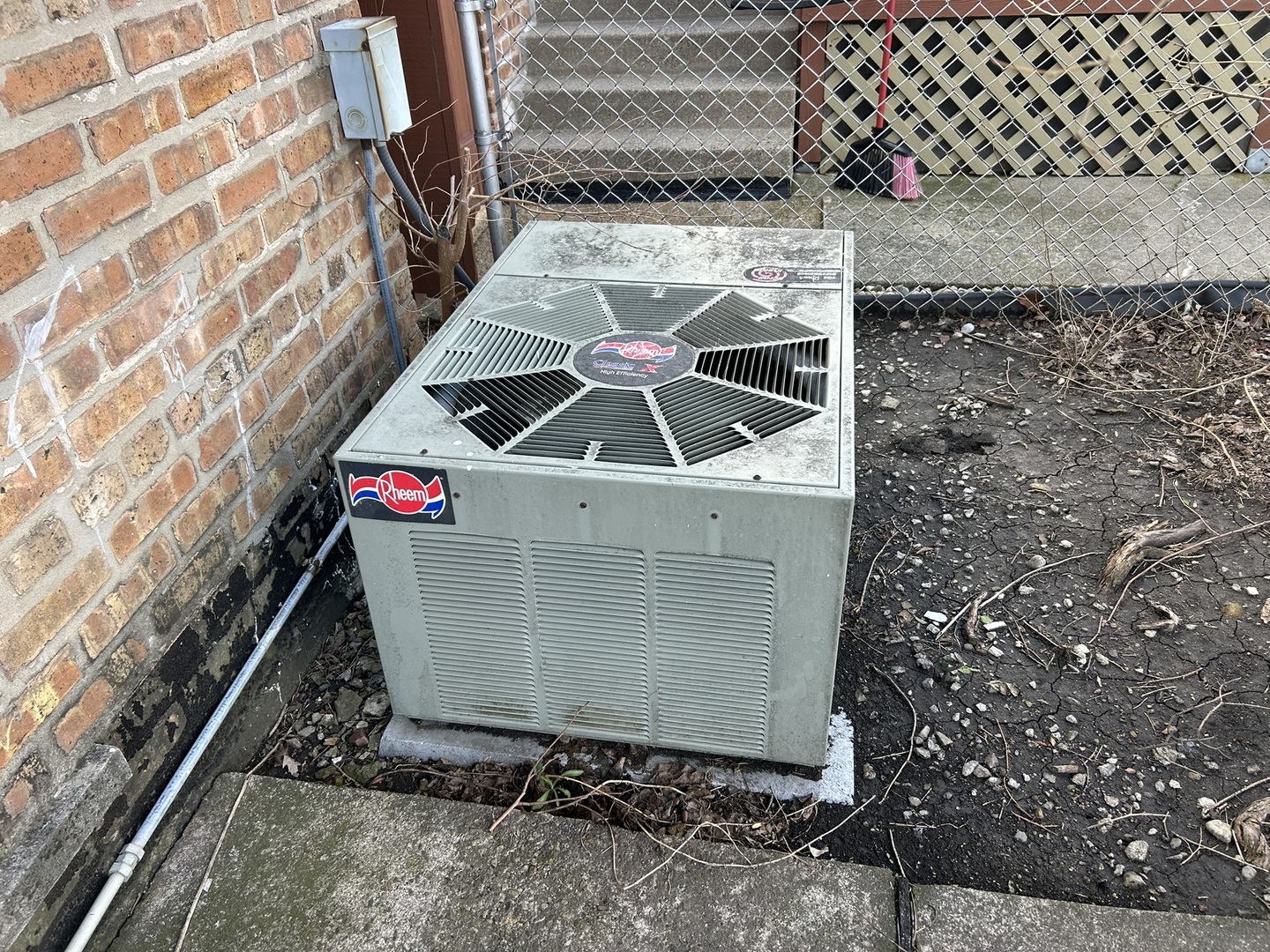 5040 S LEAMINGTON Avenue, Chicago, IL 60638