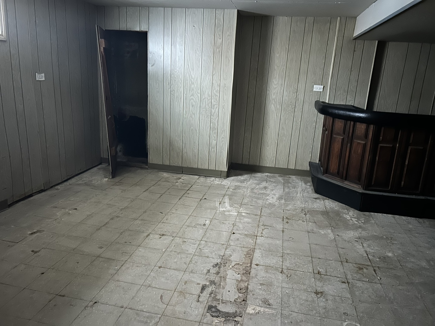 5040 S LEAMINGTON Avenue, Chicago, IL 60638