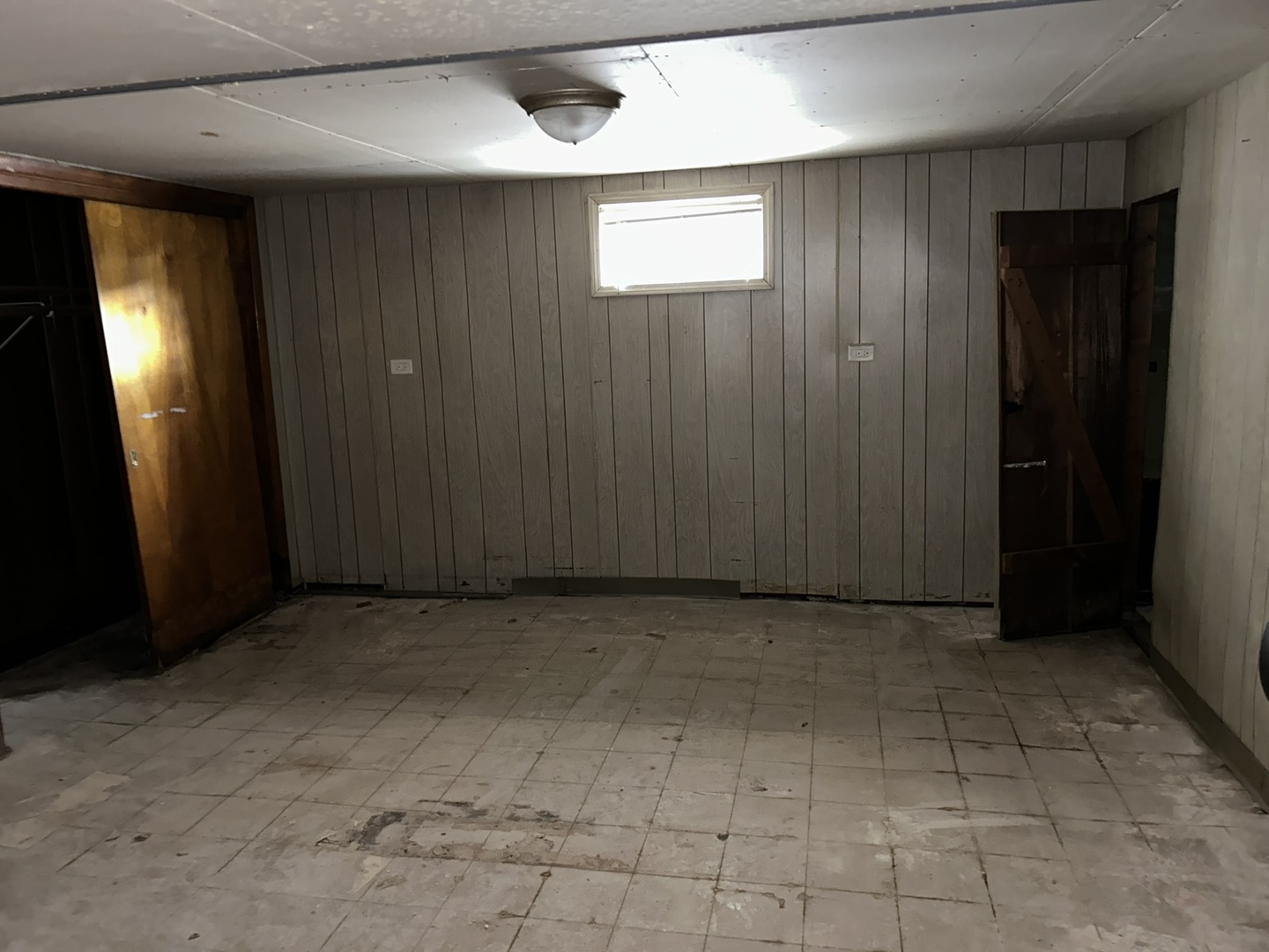 5040 S LEAMINGTON Avenue, Chicago, IL 60638