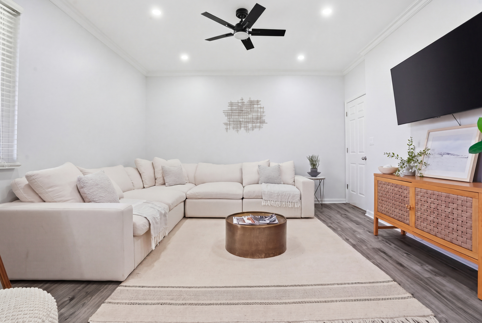 34460 N Eastings Way, Gurnee, IL 60031