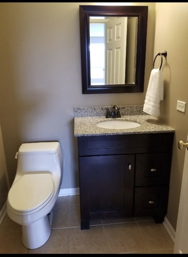 2337 Summerlin Drive, Aurora, IL 60503