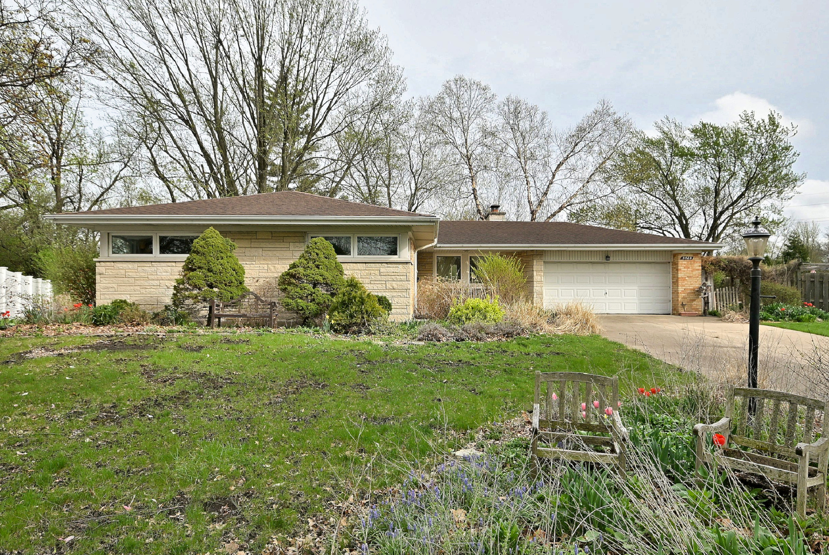 5425 Howard Avenue, Western Springs, IL 60558