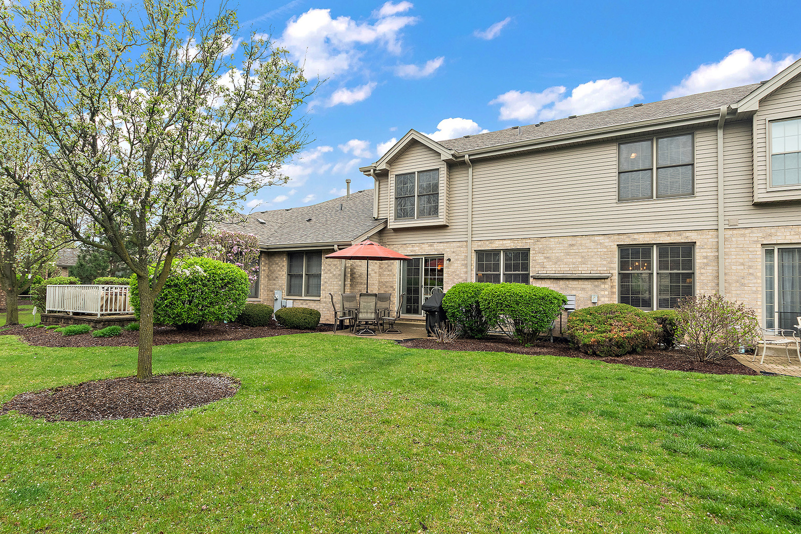 11853 Sterling Drive, Orland Park, IL 60467