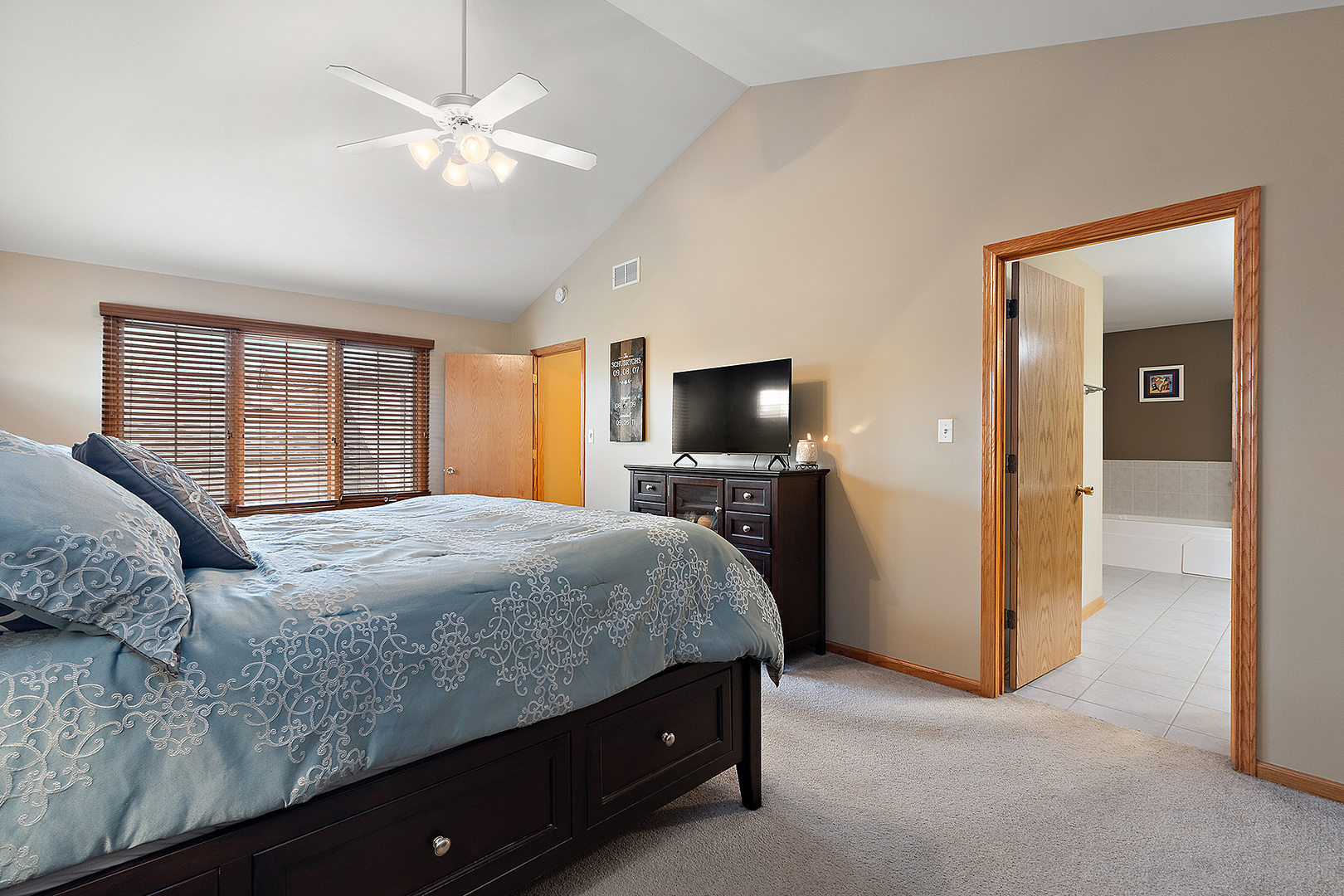 11853 Sterling Drive, Orland Park, IL 60467